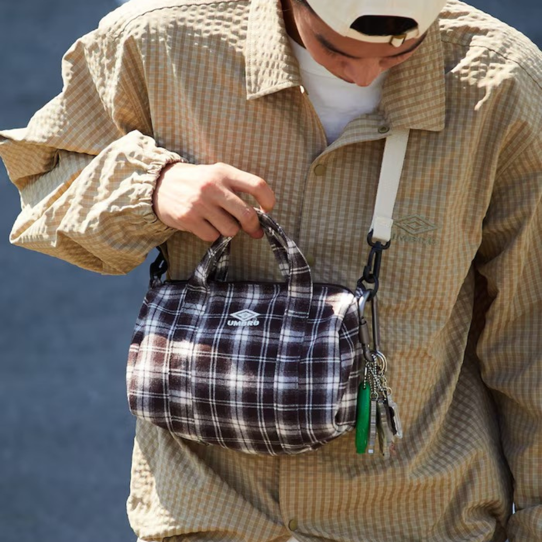 "代購" UMBRO flannel Mini Boston Bag 法蘭絨 迷你圓筒包