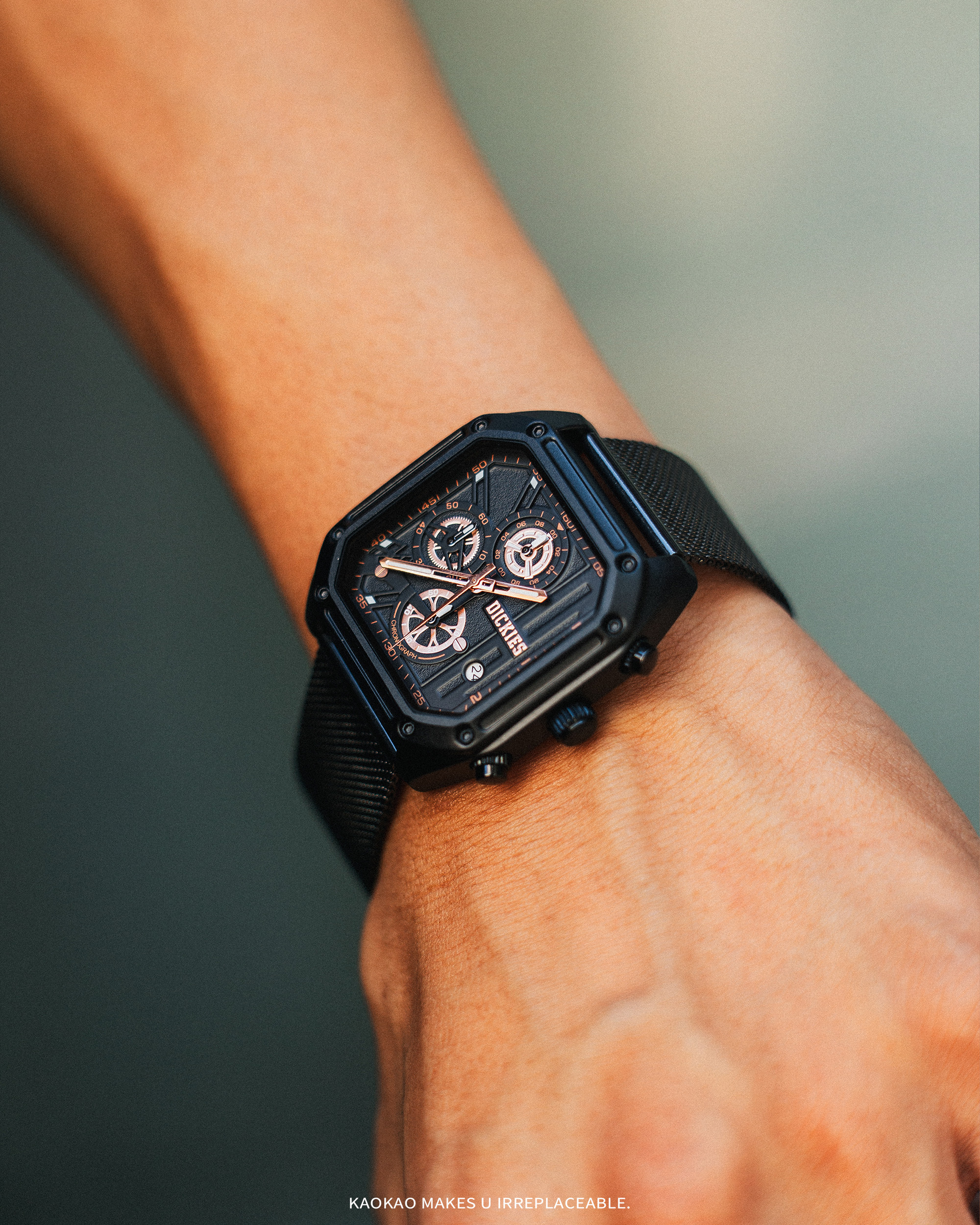 代購-Dickies 石英機芯 鋼錶帶 黑色錶盤 三眼計時帶日曆 小方塊手錶