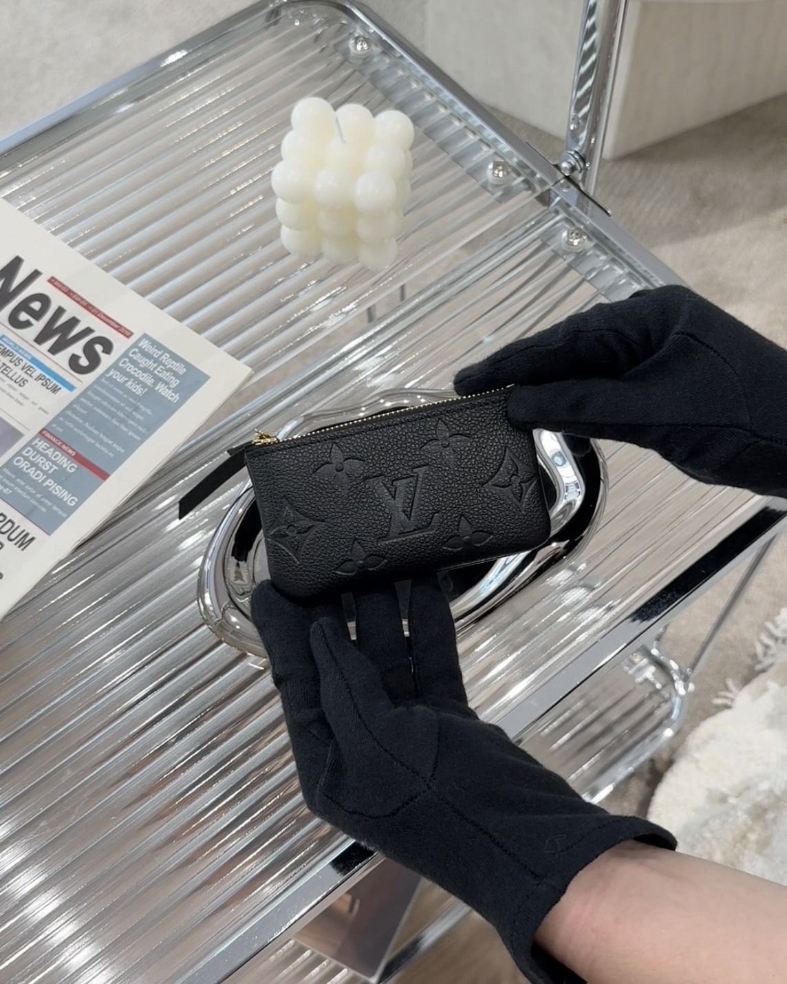 LV｜拉鍊鑰匙零錢包 黑色壓花 M80879