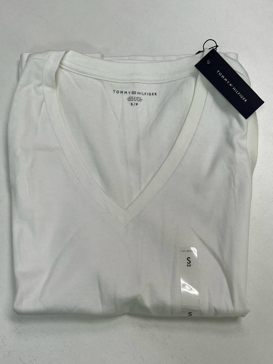 [S] TOMMY HILFIGER OPTIC WHITE DRAPEY V-NECK TANK TOP, XW05194-100 (STH1453)