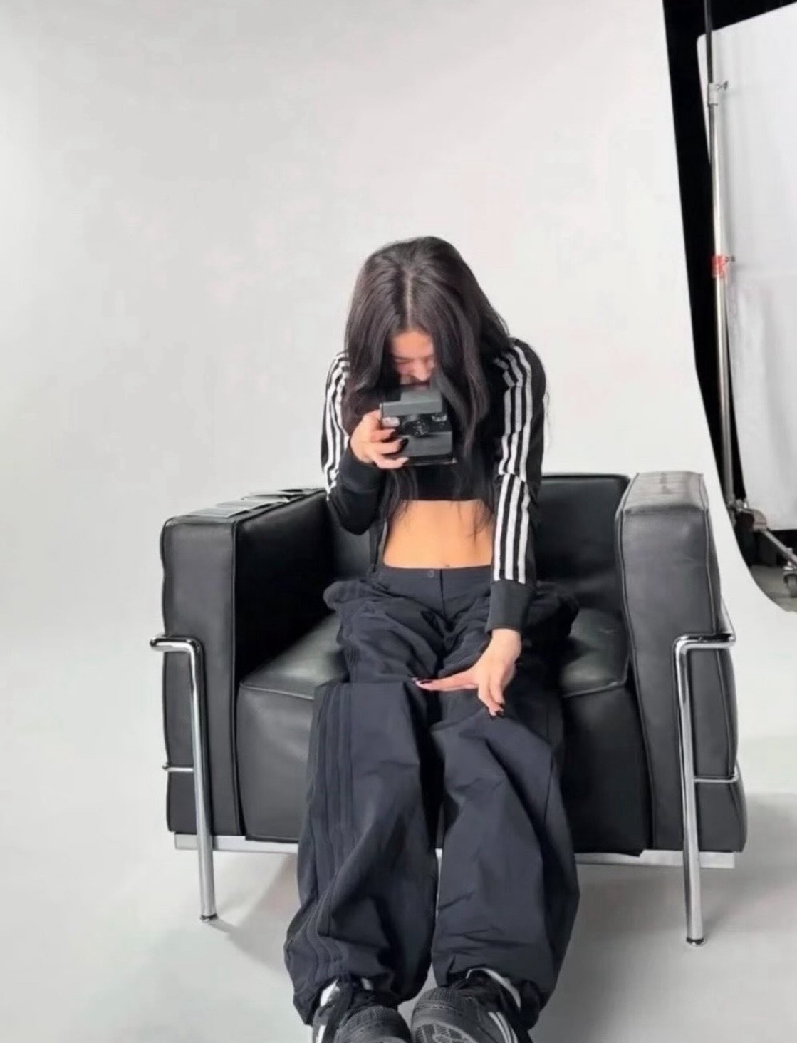 Jennie同款🖤ADIDAS ORIGINALS 尼龍彎刀褲
