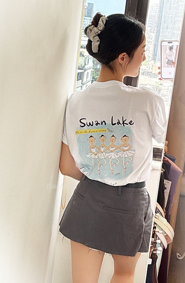 韓國 Messiah【MES-Swan Lake 天鵝湖寬版T恤/上衣】