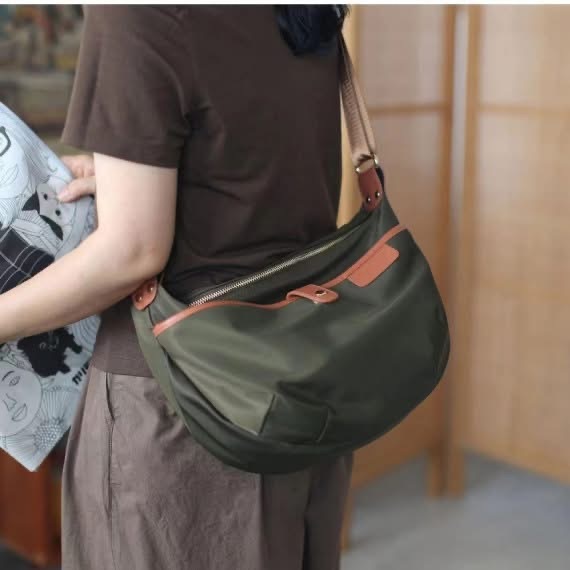 撞色牛津布半月袋-2502176