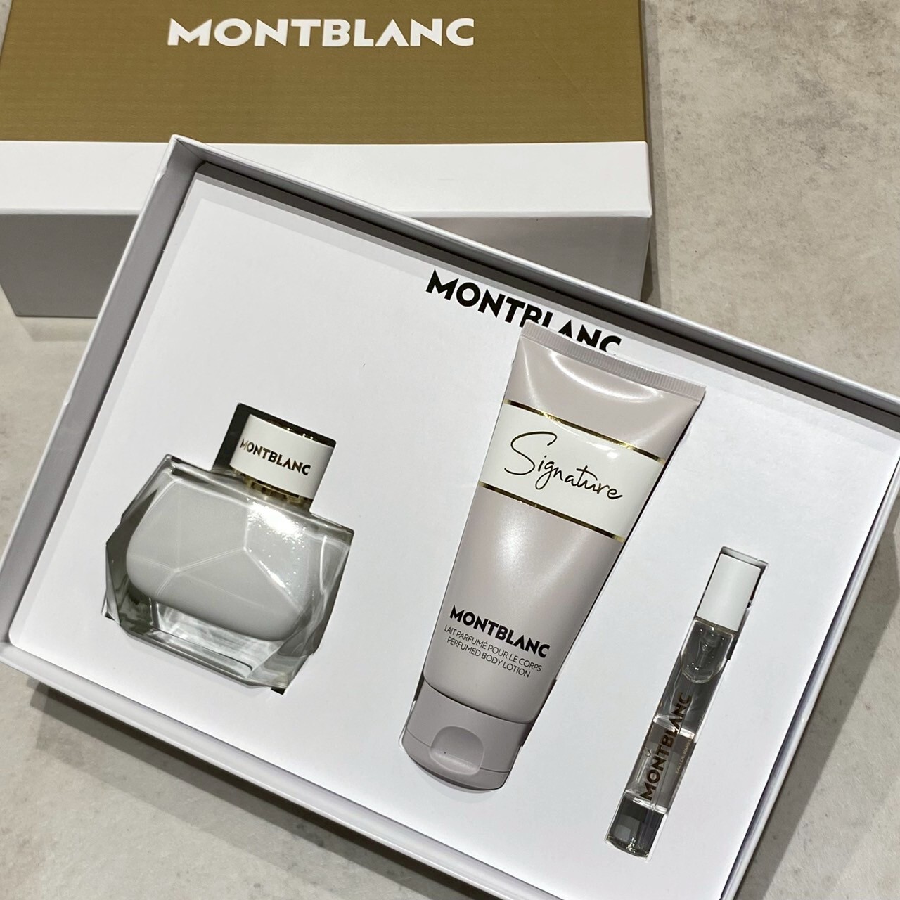 Montblanc 萬寶龍 永恆之名女性淡香精禮盒(淡香精90ml+7.5ml+身體乳100ml)