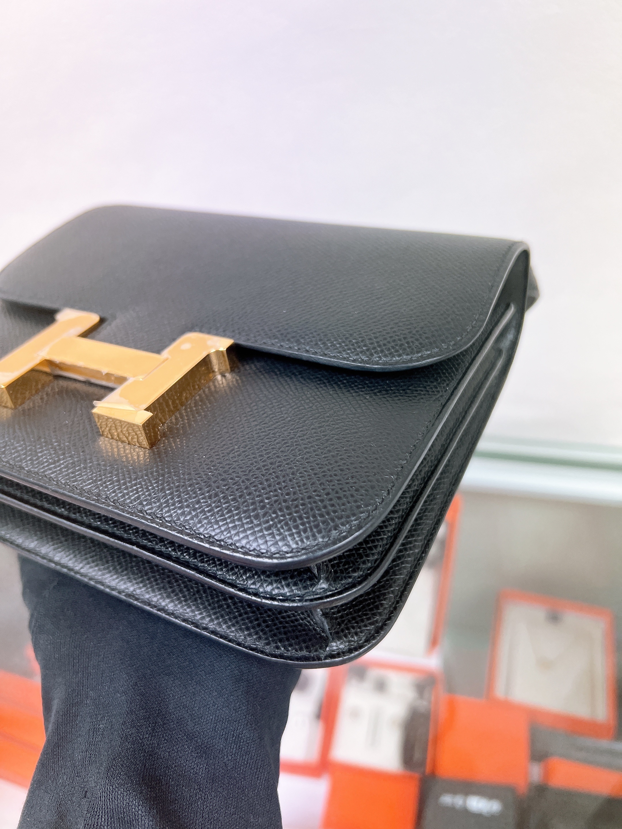 Hermes mini constance 19 (Stamp U/ black GHW)