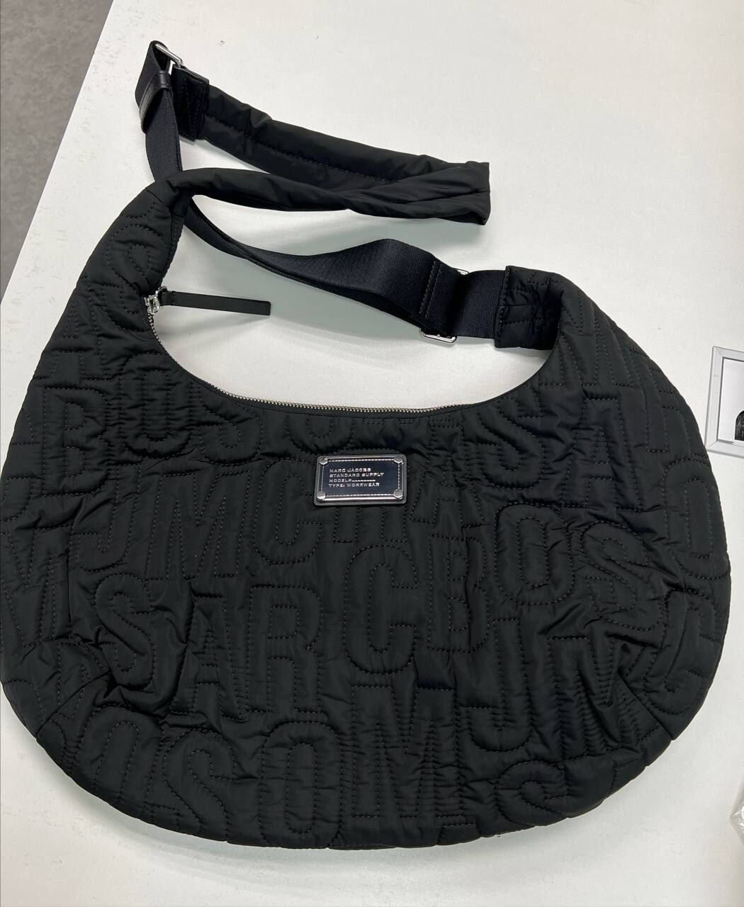 [S] MARC JACOBS BLACK 4R4HCR001H02-001 LARGE JUMBLED LOGO WORKWEAR NYLON SHOULDER BAG, 196611258180 (SMJ594)