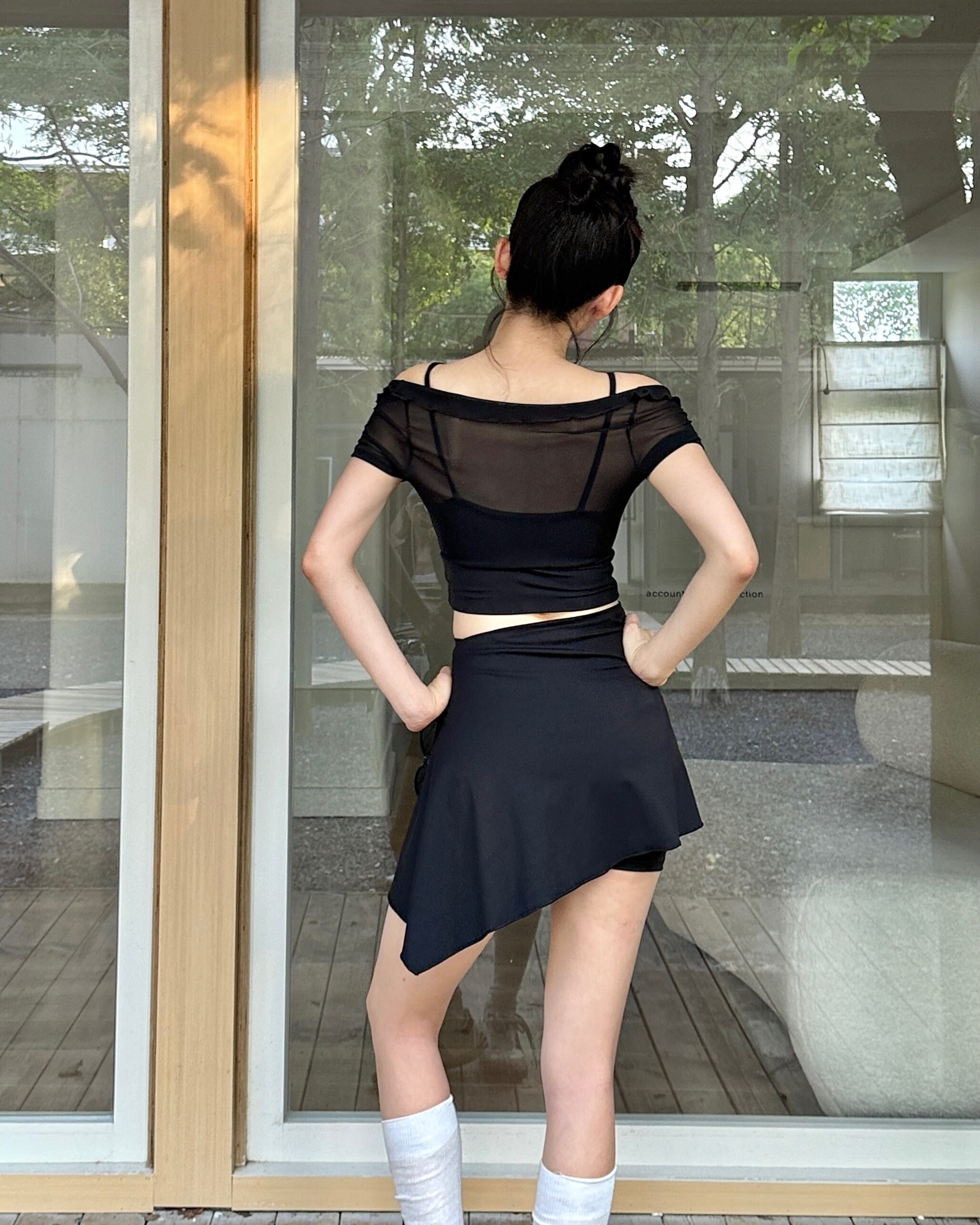 GLINT 花邊網紗兩件式上衣-黑色