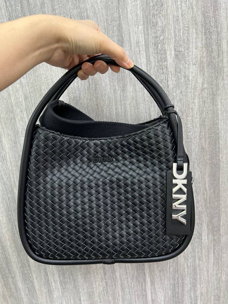 [S] DKNY BLACK MEDIUM CAPRI WOVEN TOTE BAG, 732465422140 (SD1511)