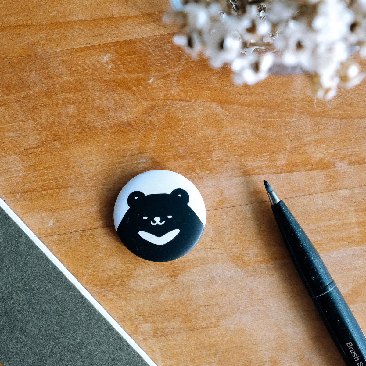 「HAVE a GOOD ONE」TAIWAN BEAR PIN 小徽章｜WHOSMiNG