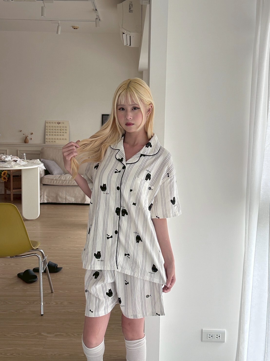 黑色條紋小貓 兩件式睡衣