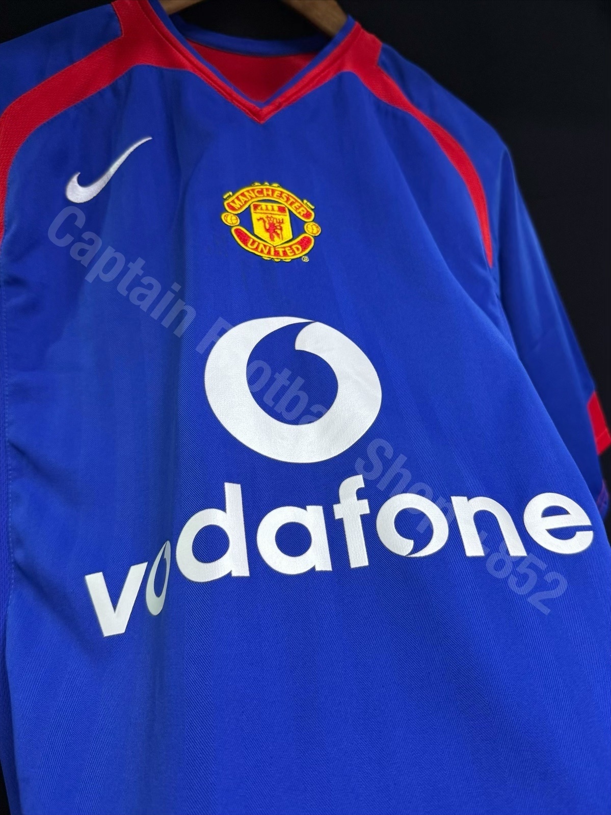 Manchester United 2005-2006 Nike Away Shirt