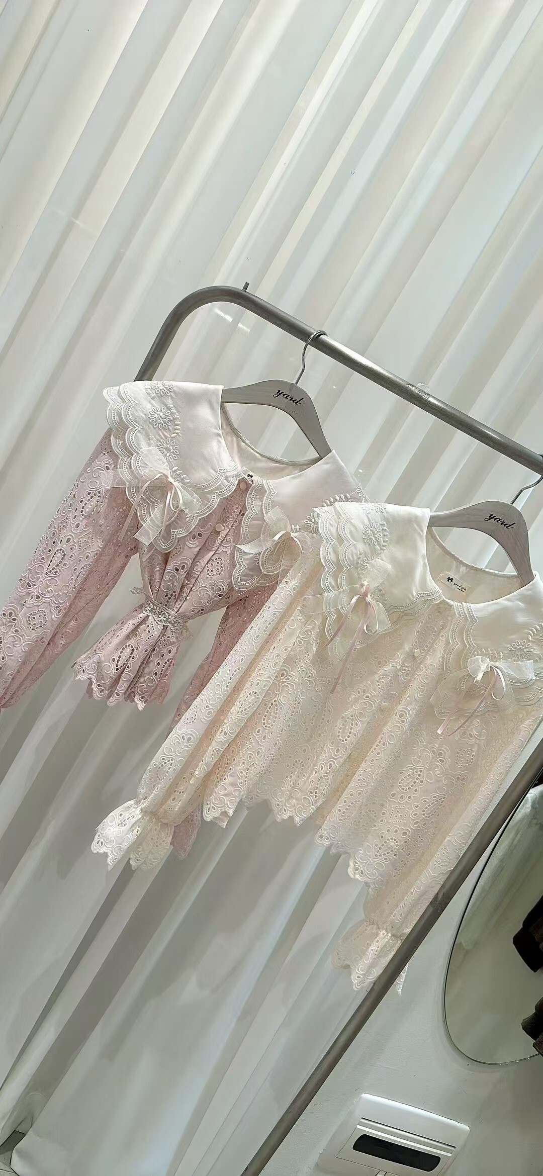🥰PM_K6319  ▶️領子2個大蝴蝶結 排扣外套上 👉B:119cm L:52cm
