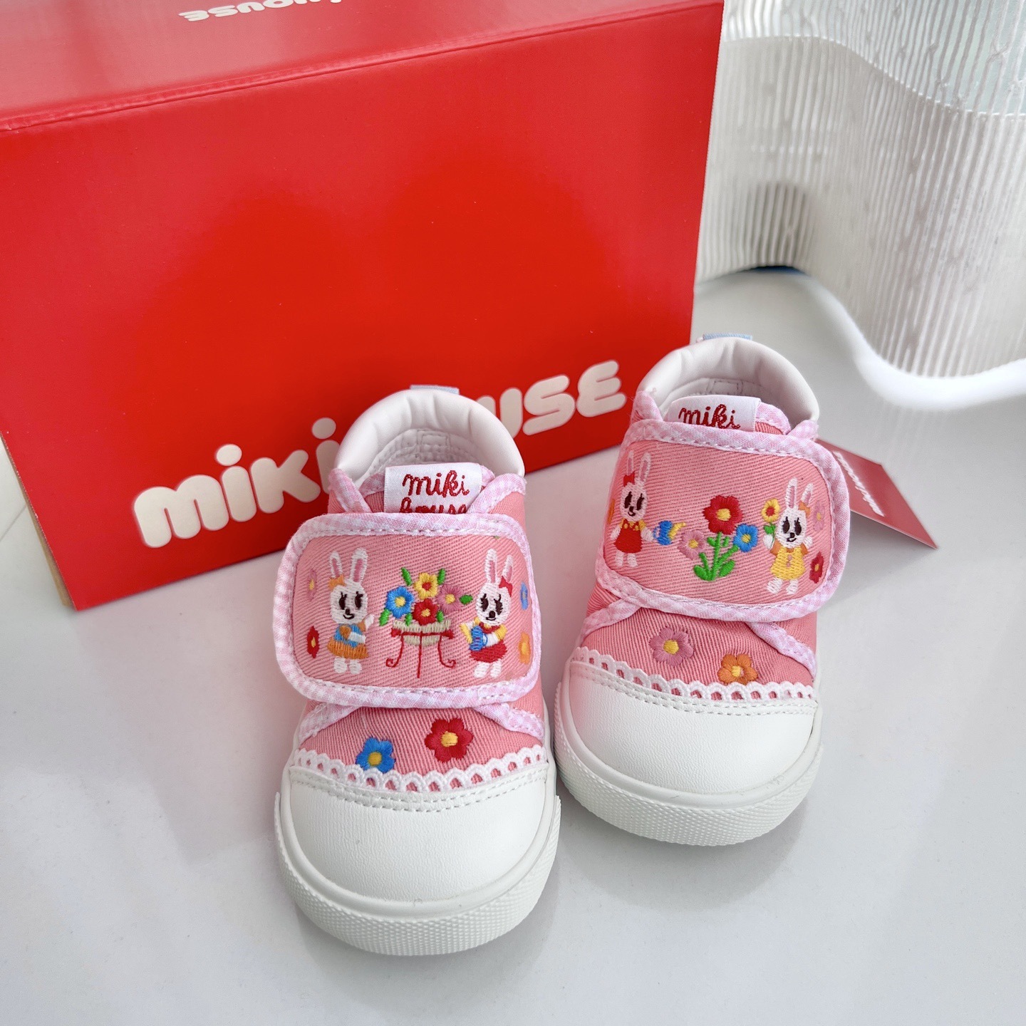 𝐌𝐢𝐤𝐢 𝐇𝐨𝐮𝐬𝐞 兔兔花園刺繡魔術貼帆布橡膠底鞋