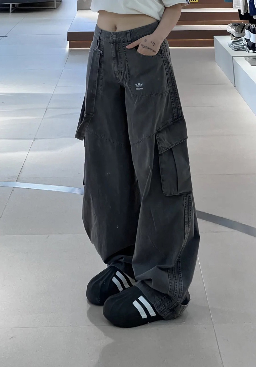 ADIDAS ORIGINALS CURVED TROUSERS 彎刀褲 寬褲 長褲 工裝褲 水洗灰 灰黑 女款 KH1180 / 預購