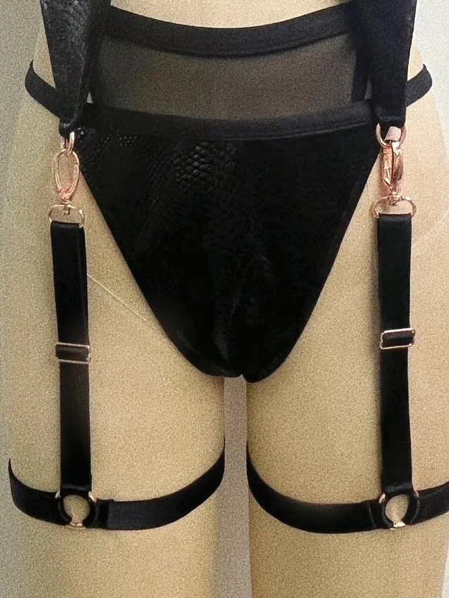 Medusa Thigh Garters / Pair