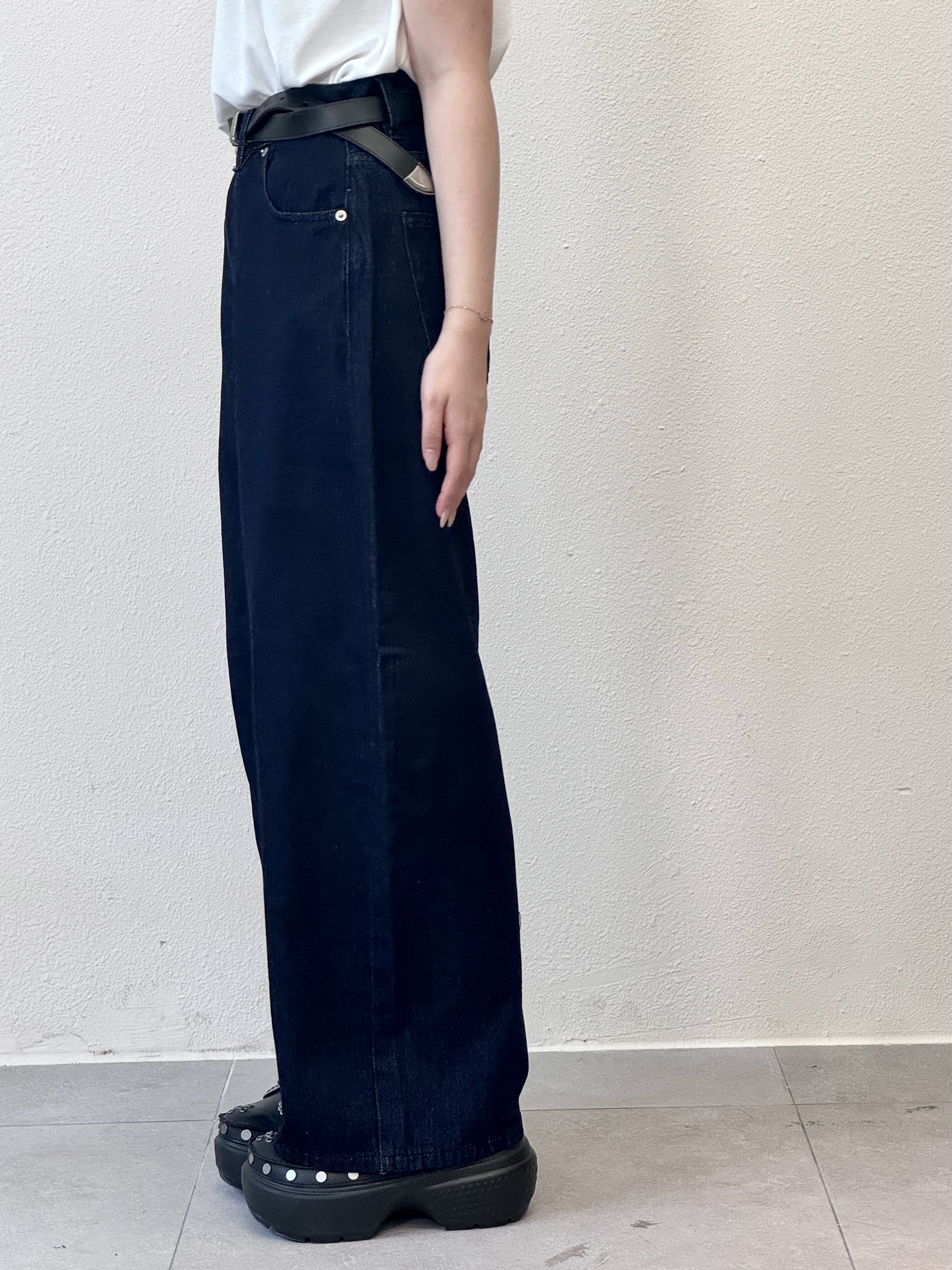 萬年穿～深藍色寬鬆牛仔褲 - TR52550