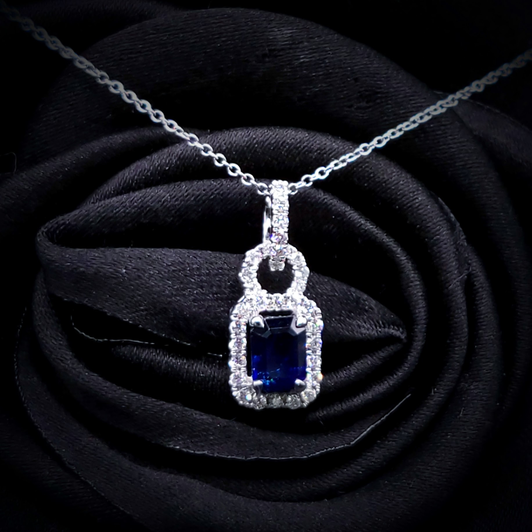 18K White Gold 0.84ct Sapphire and Diamond Pendent