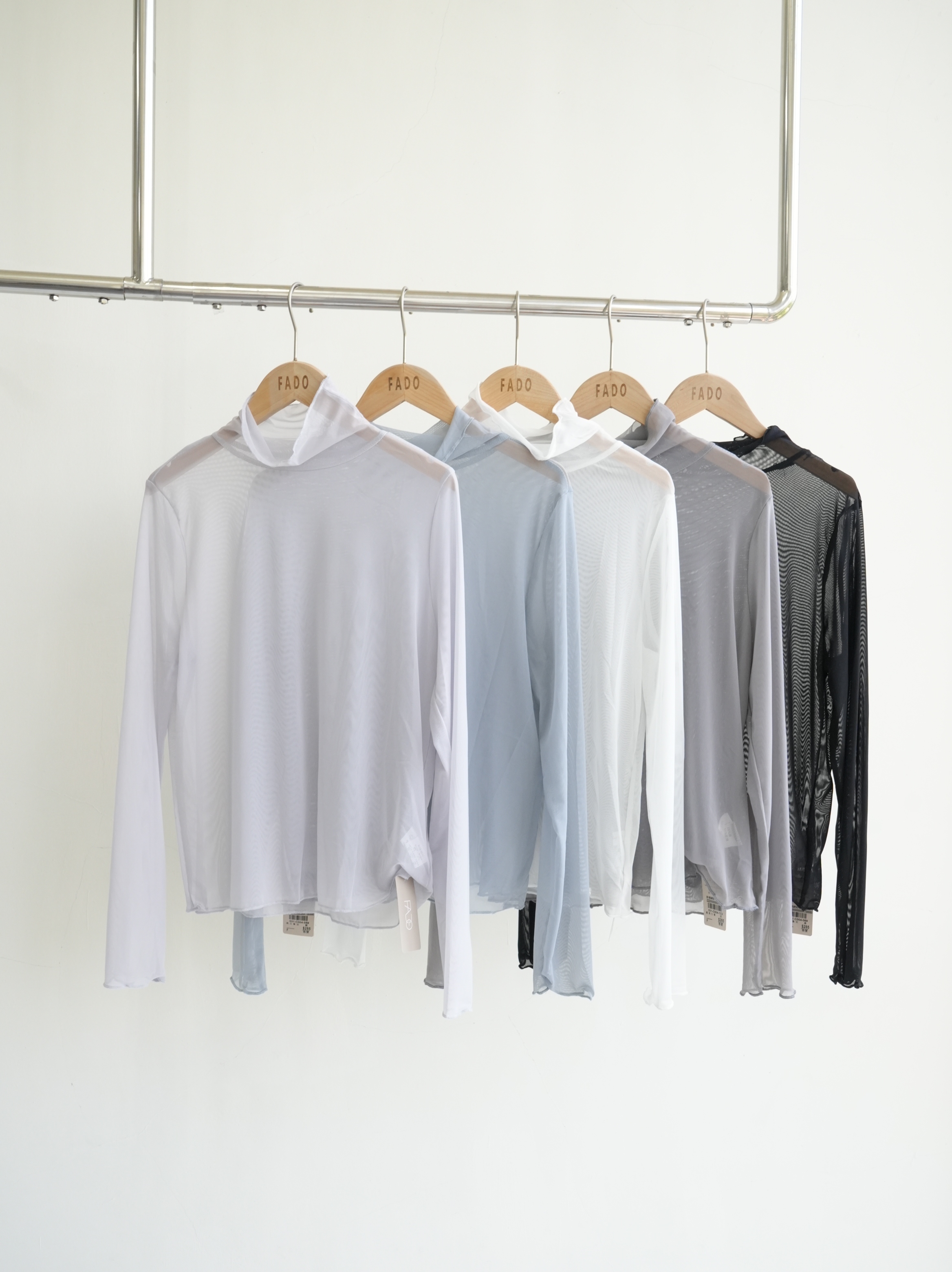 法朵Fado shop｜莫蘭迪色系 ☁︎｡˚ 高領透膚內搭上衣 (S-L都可以穿) 031C004