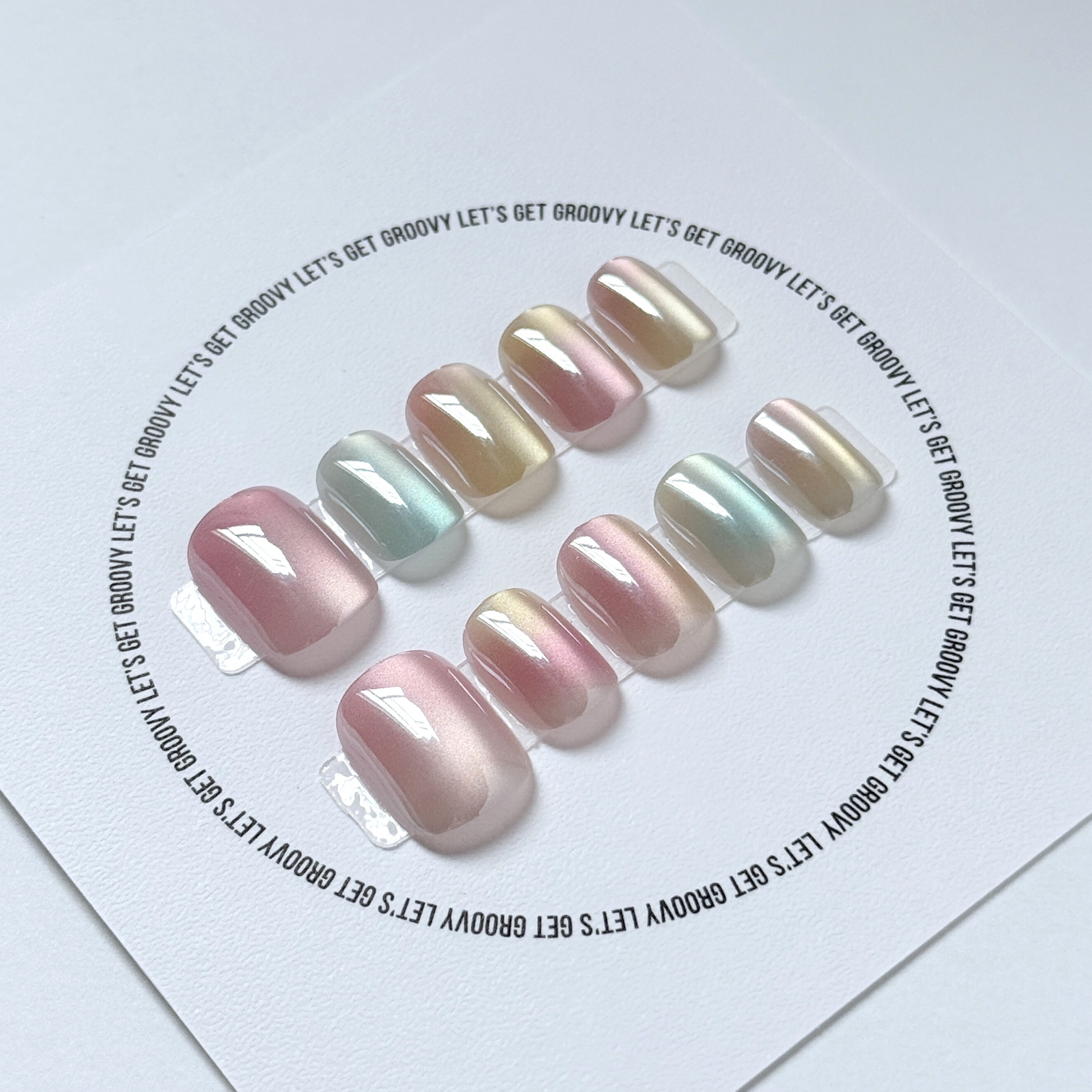 Slay ︳Light Rainbow Iridescent。Cat Eye