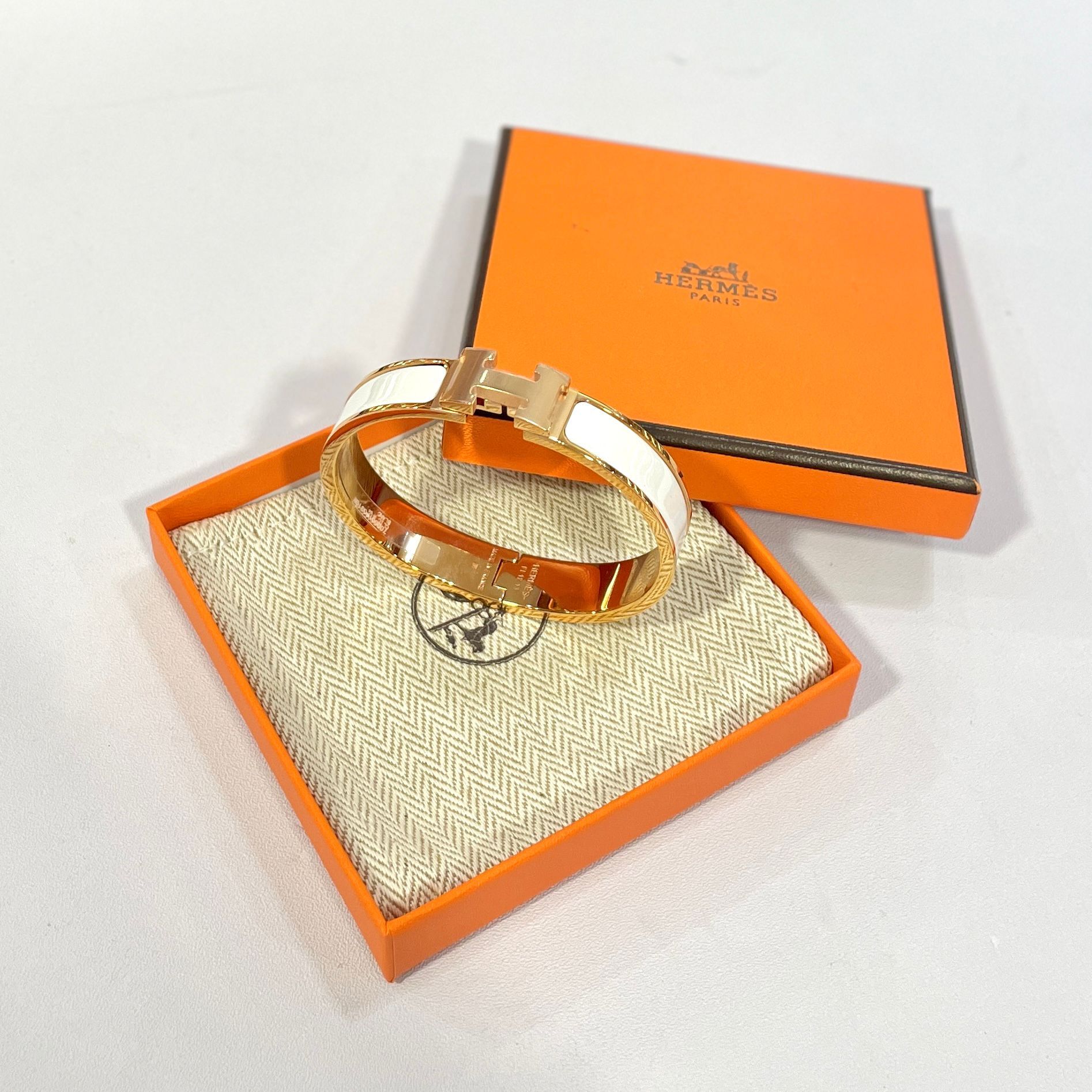 全新HERMES手鐲 PM碼 (白x金) CLIC H BRACELET H700001F31PM #BRAND NEW #香榭站正品