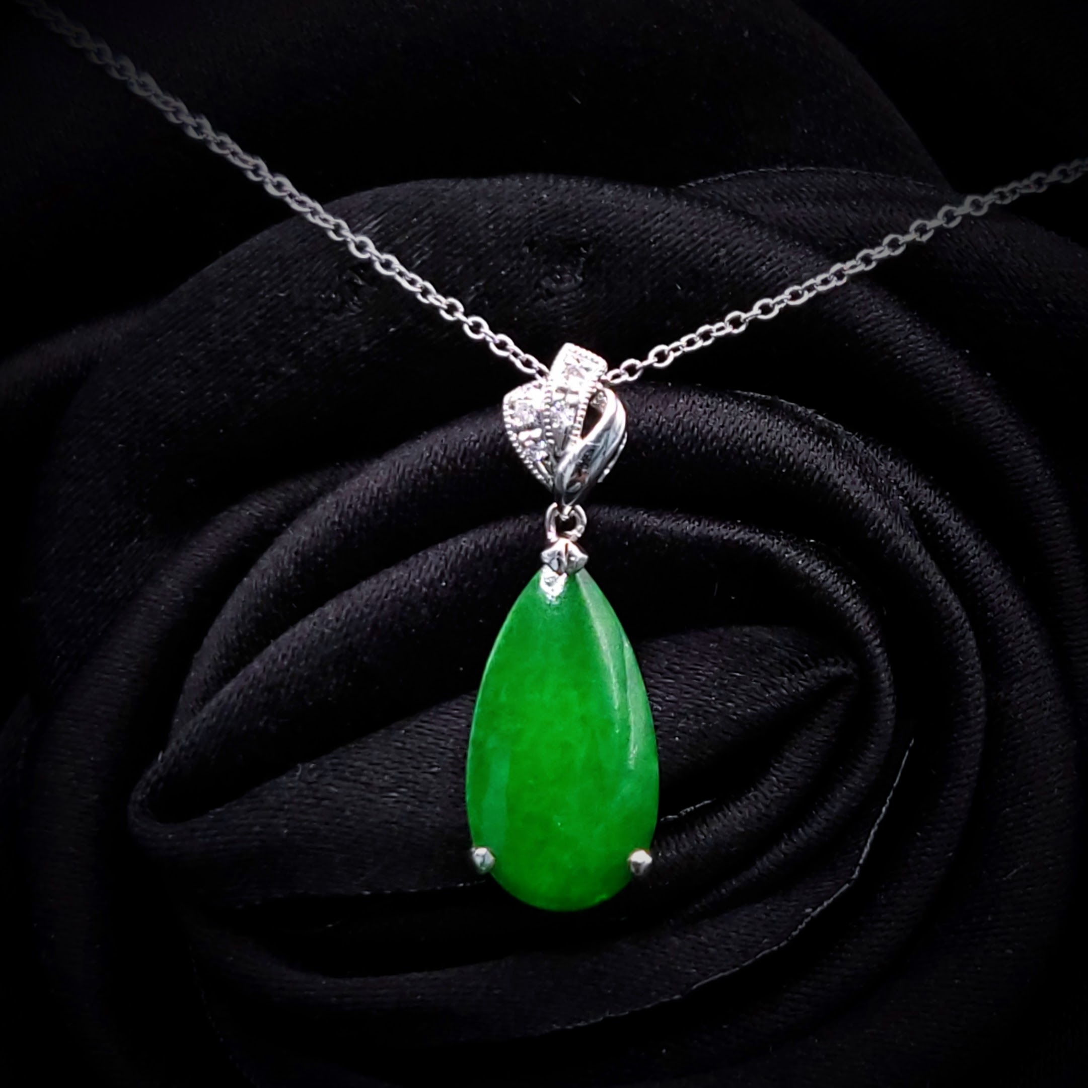18K White Gold Diamond and Jade Pendant