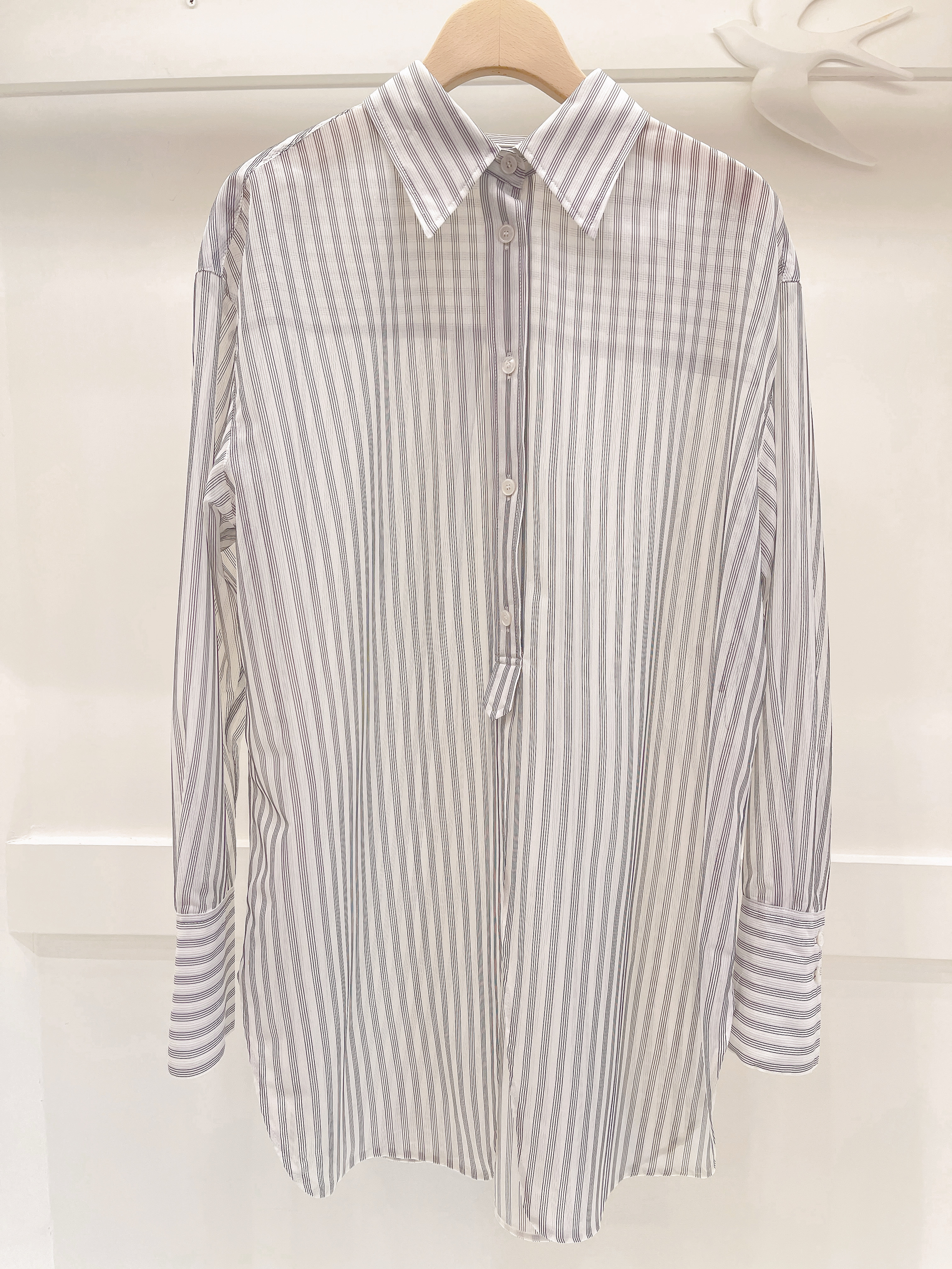 直條紋透紗襯衫