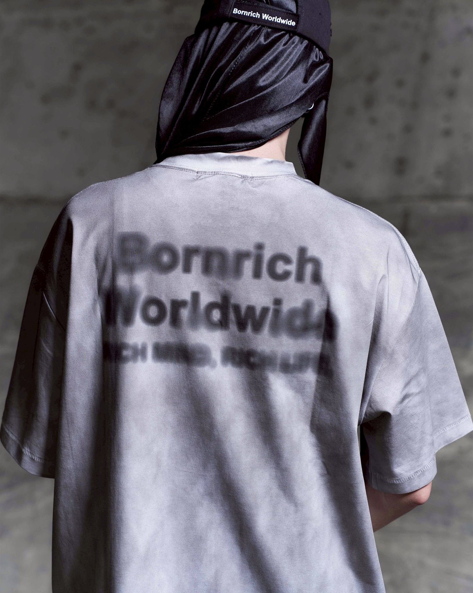 Bornrich OG BLURRED LOGO OVERSIZED TEE 漸變模糊經典LOGO洗舊短TEE