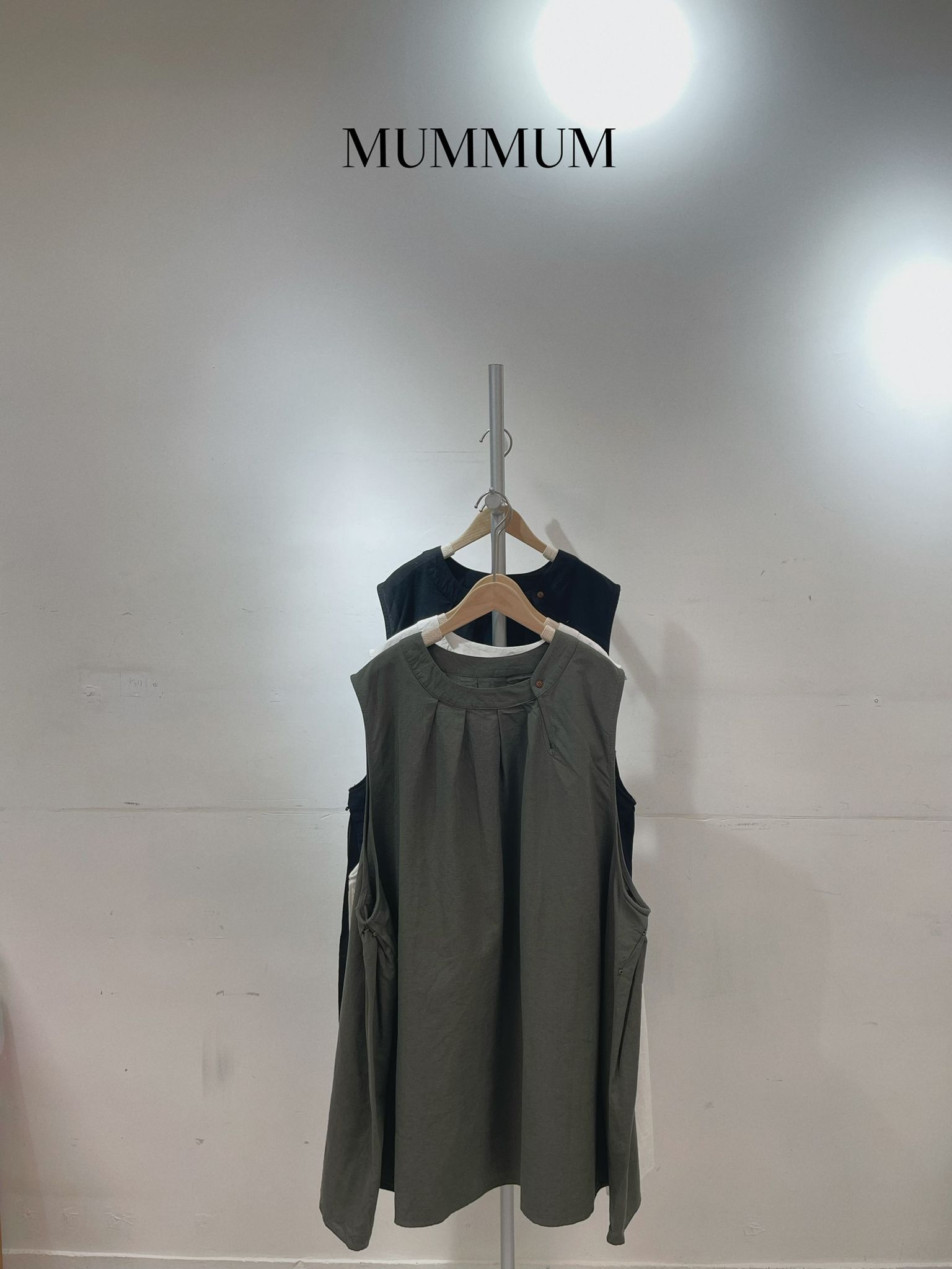 0212650a/日系摺疊領無袖背心66/66/34