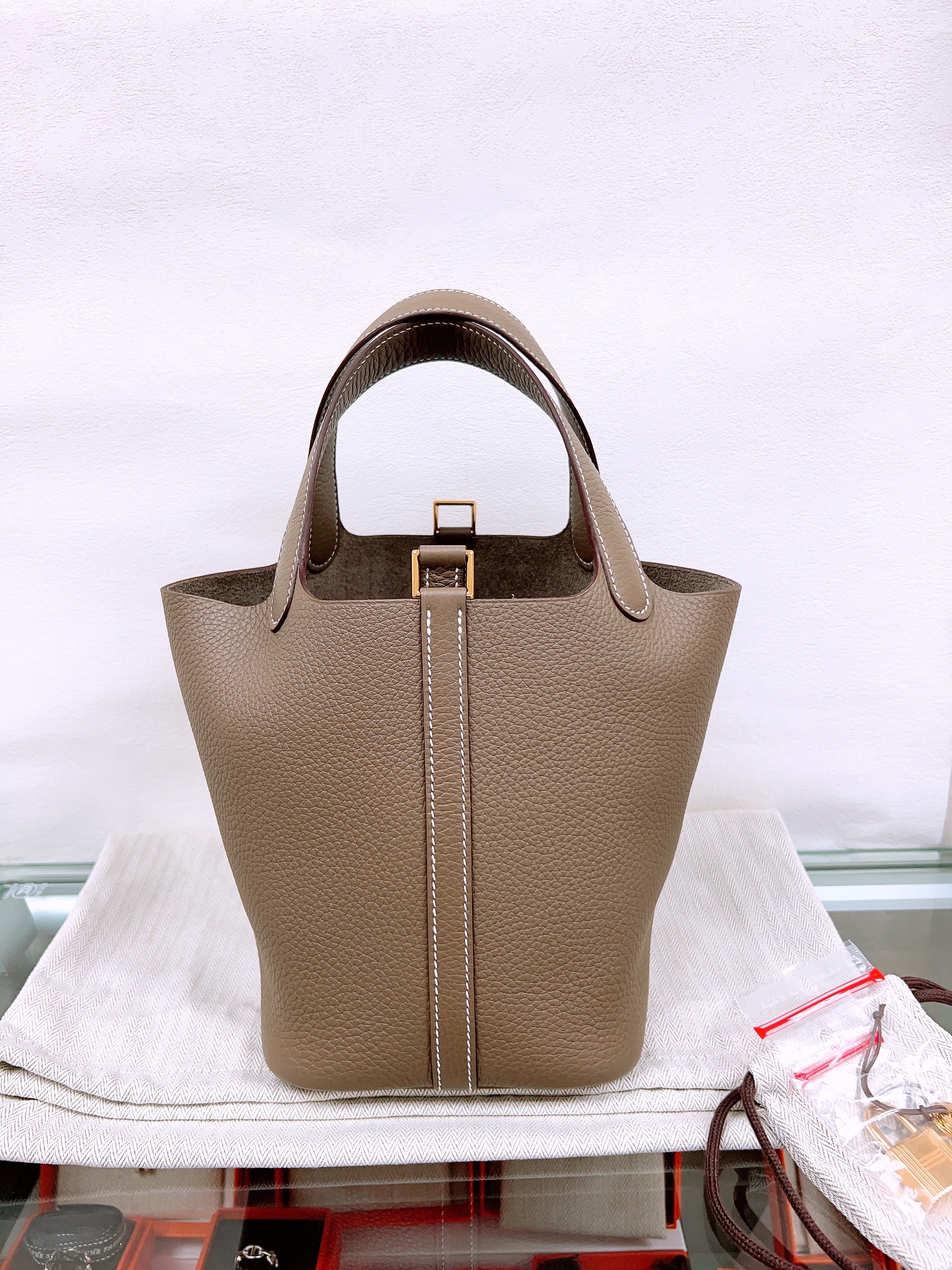 *Brand New* Hermes picotin 18 (stamp K/ etoupe GHW)