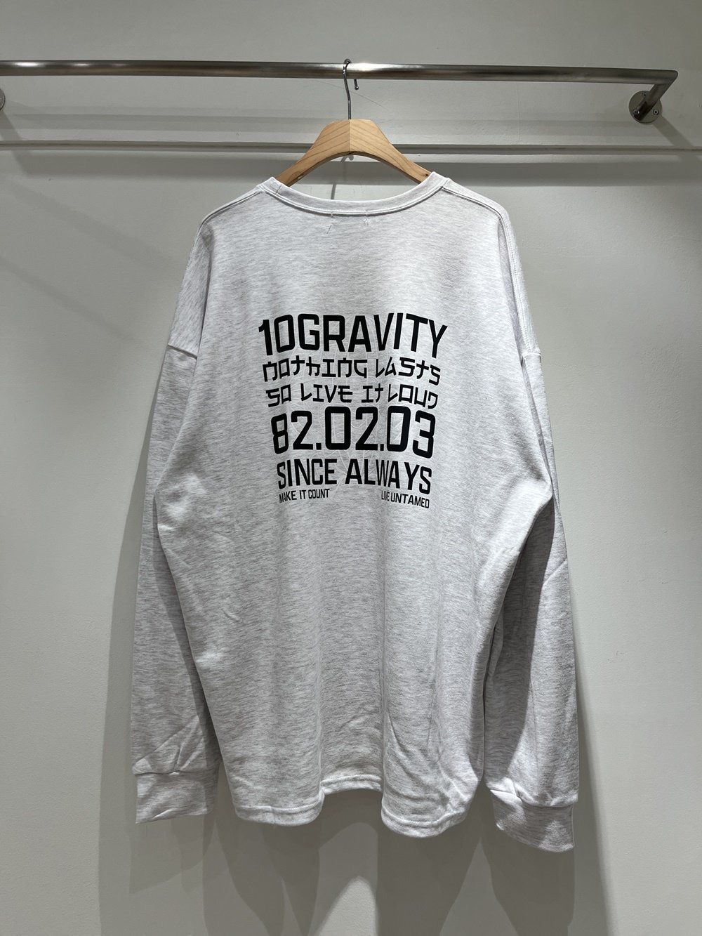 英文字圖案長袖衫 10.GVTY-0224T