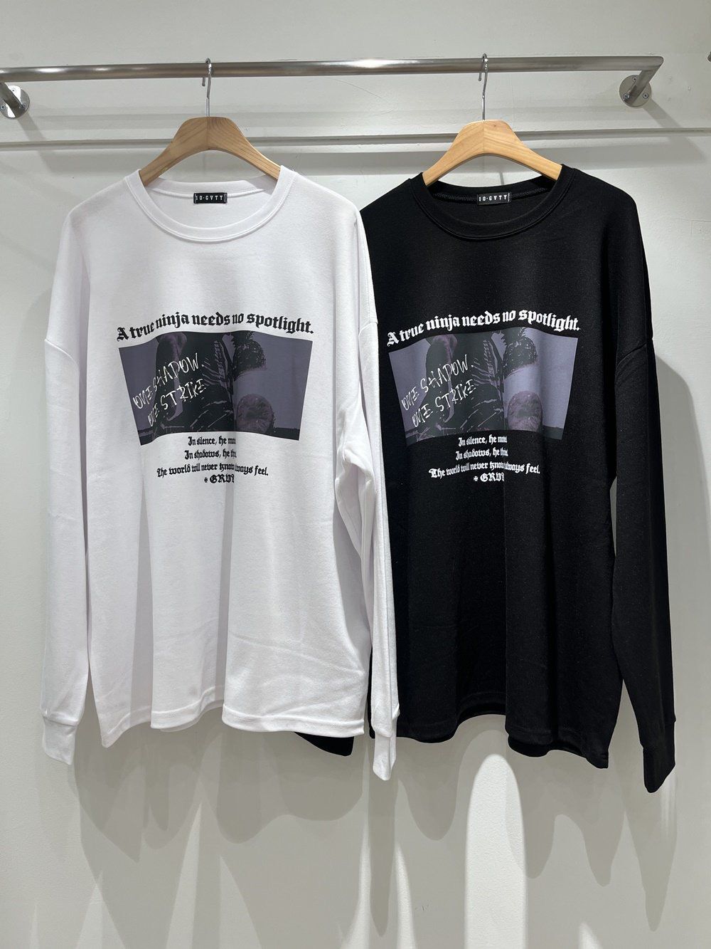 英文字圖案長袖衫 10.GVTY-0225T