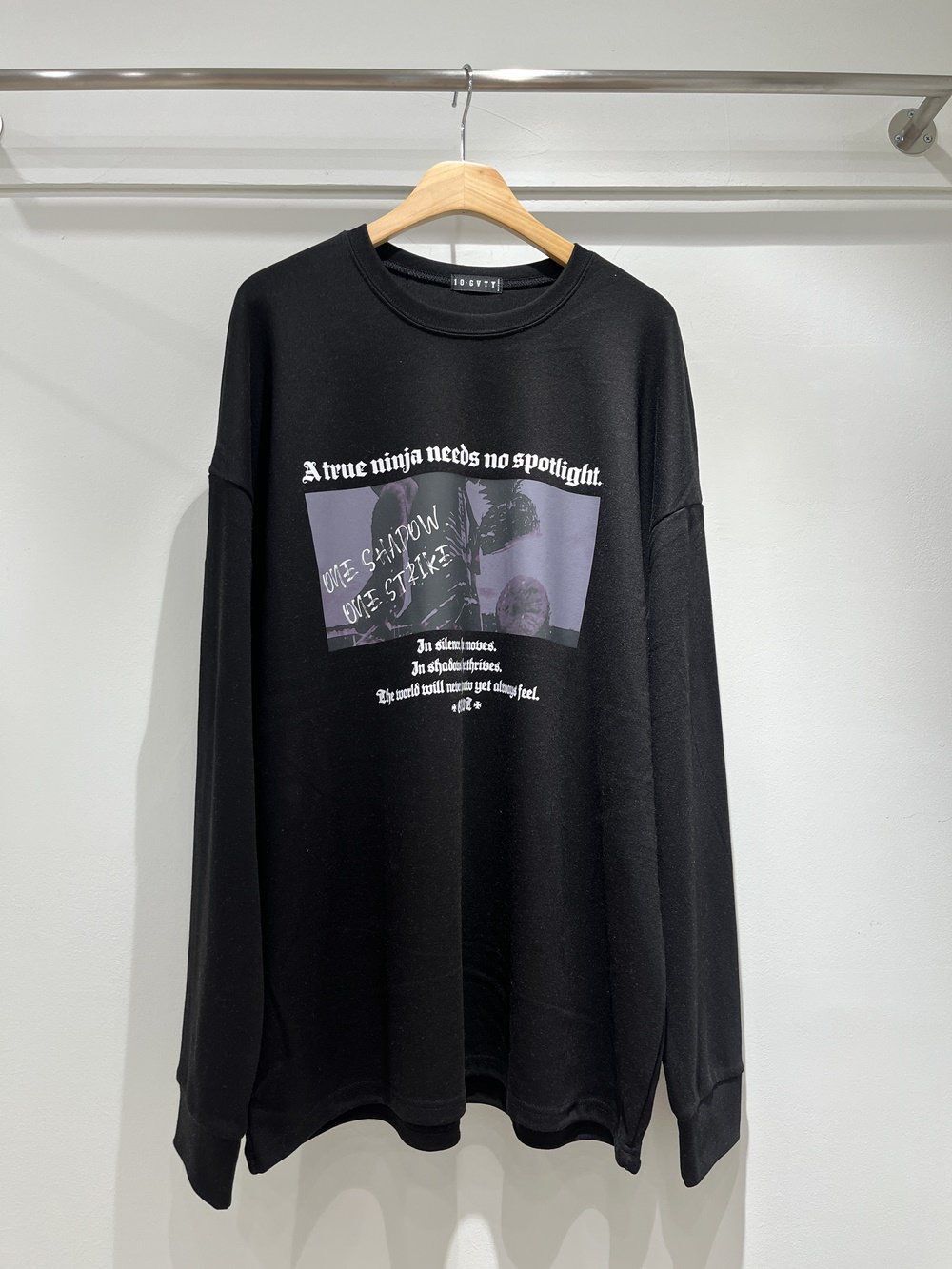 英文字圖案長袖衫 10.GVTY-0225T