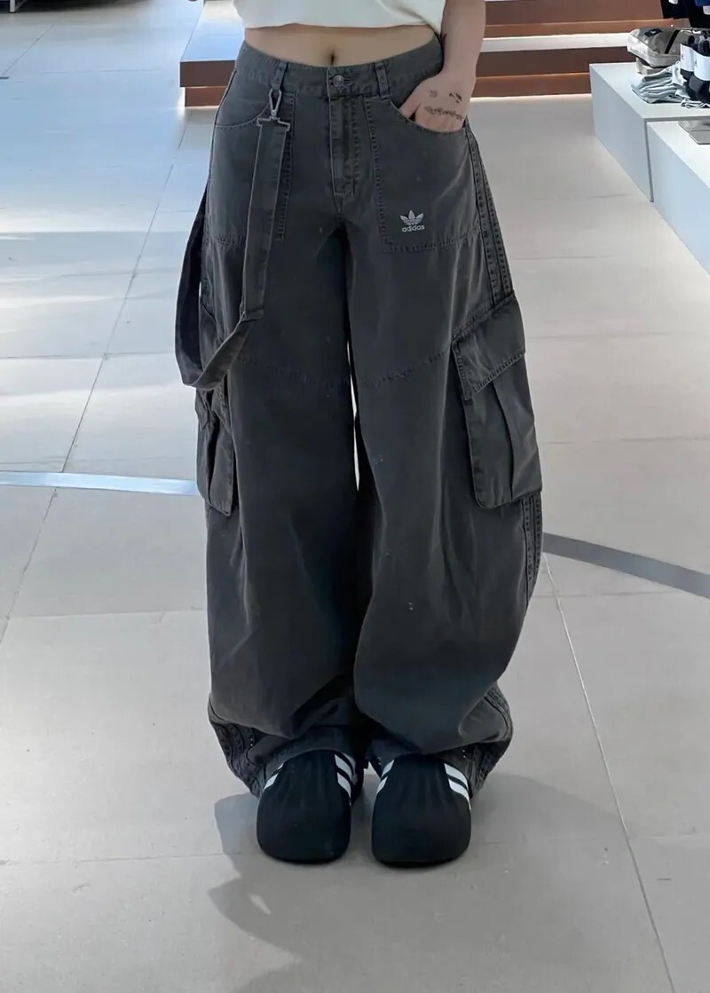 Adidas Originals 工裝彎刀褲 兩色