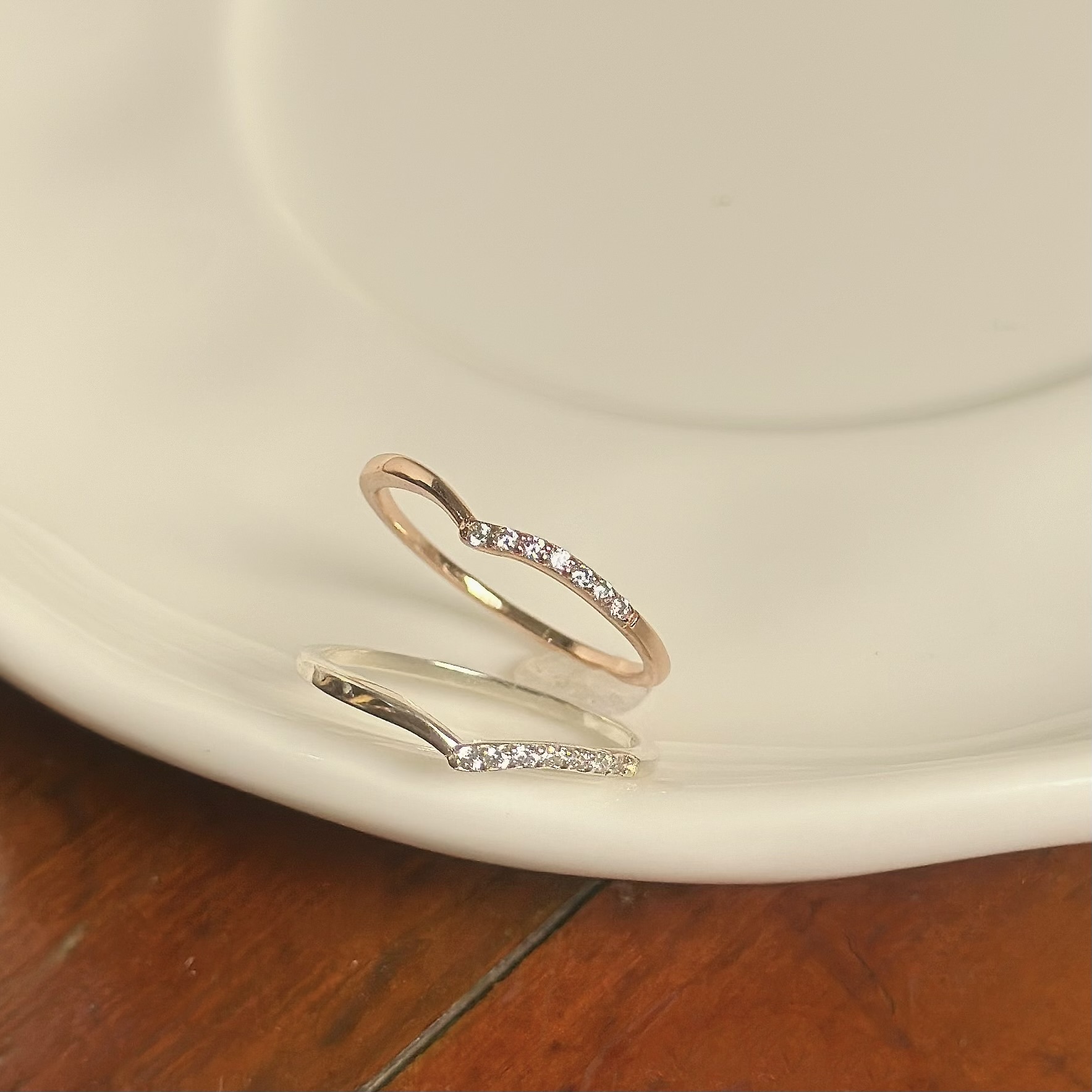 半邊排鑽海鷗純銀戒指