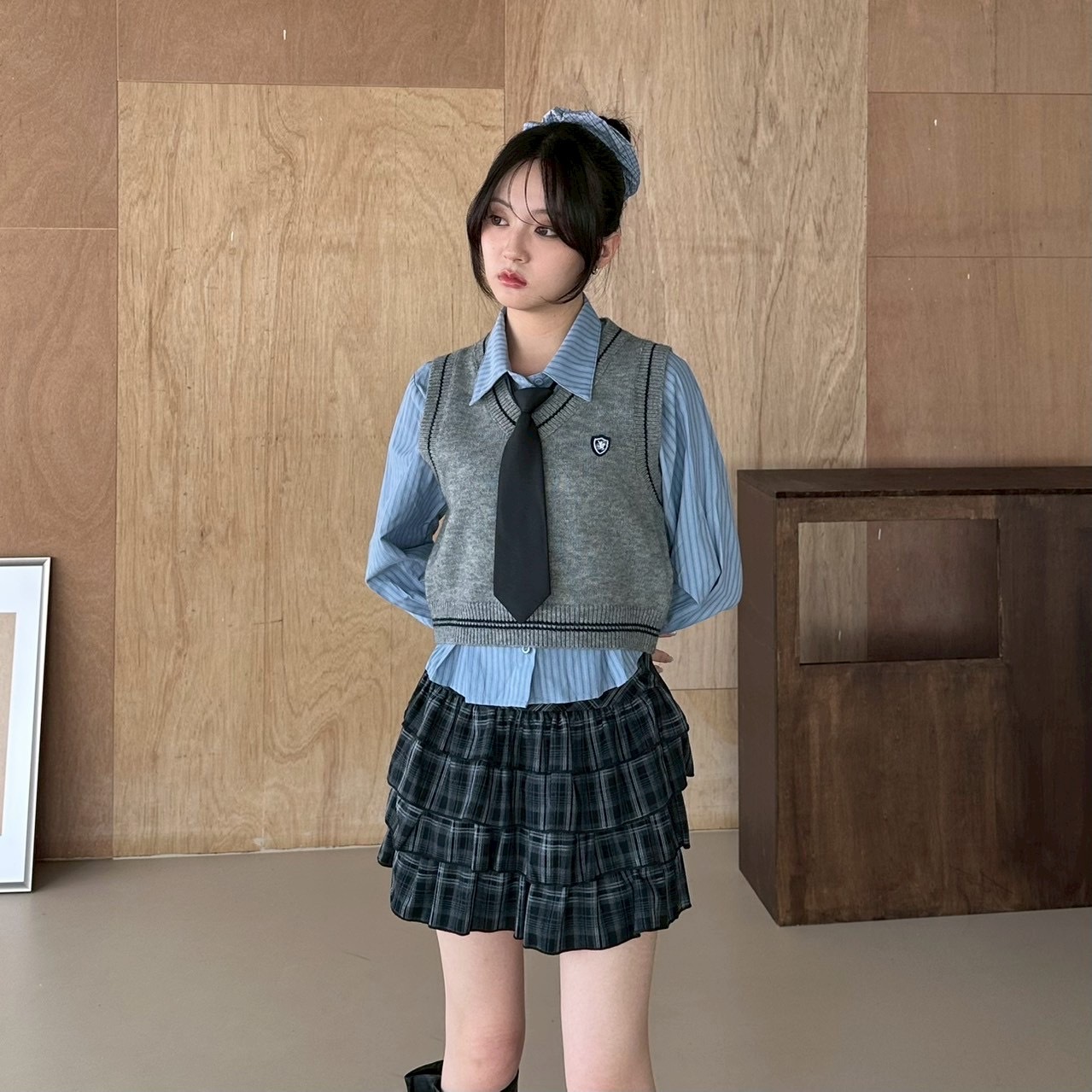 短版學院風針織背心