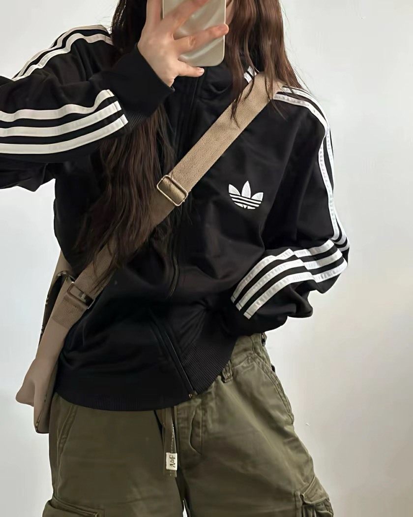 Adidas 愛迪達 基本款經典黑色外套 JC8251 Black Adicolor Classic Firebird Loose Track Top