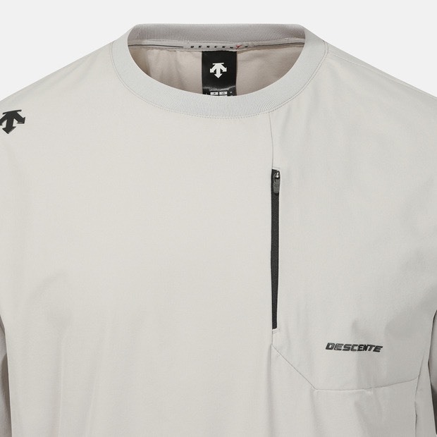 DESCENTE 迪桑特 經典 小LOGO 口袋尼龍長袖 米白色