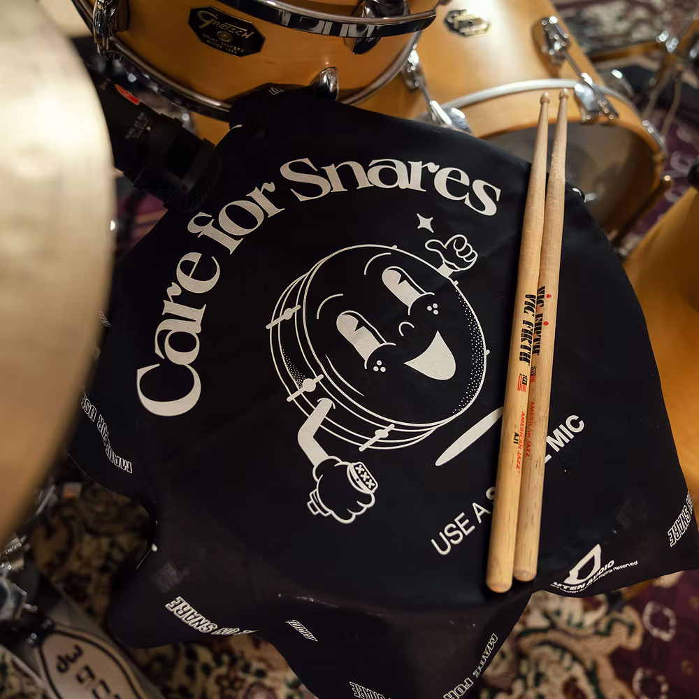 Lauten Audio "Care for Snares" Snare Mic Bandana