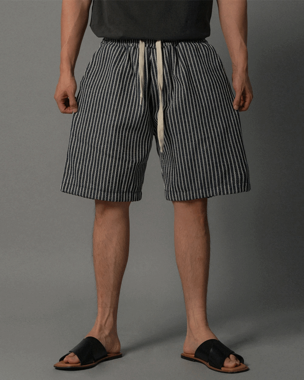 德爾百慕達短褲