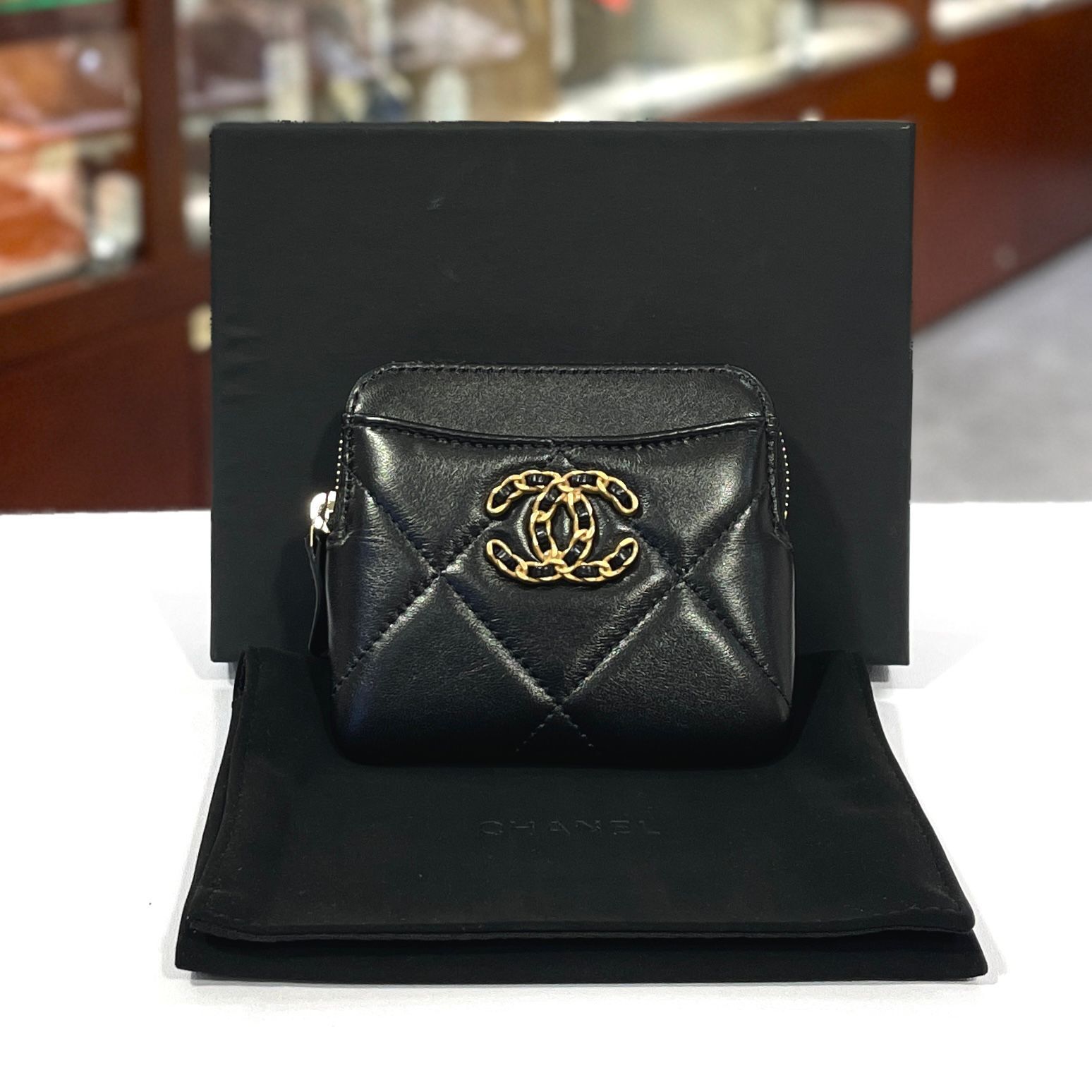 全新 CHANEL 19 拉鏈零錢包 AP2086 黑色羊皮金扣 #BRAND NEW #香榭站正品