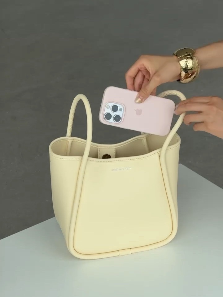 Charles & Keith 小CK Lyla 中型托特包 手提包 側背包 單肩包 大容量 附手拿包 韓韶禧同款 / 調貨