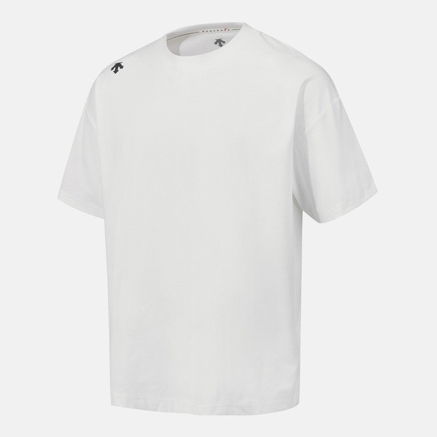 DESCENTE 迪桑特 經典 小LOGO 背後大字體 短袖 白色
