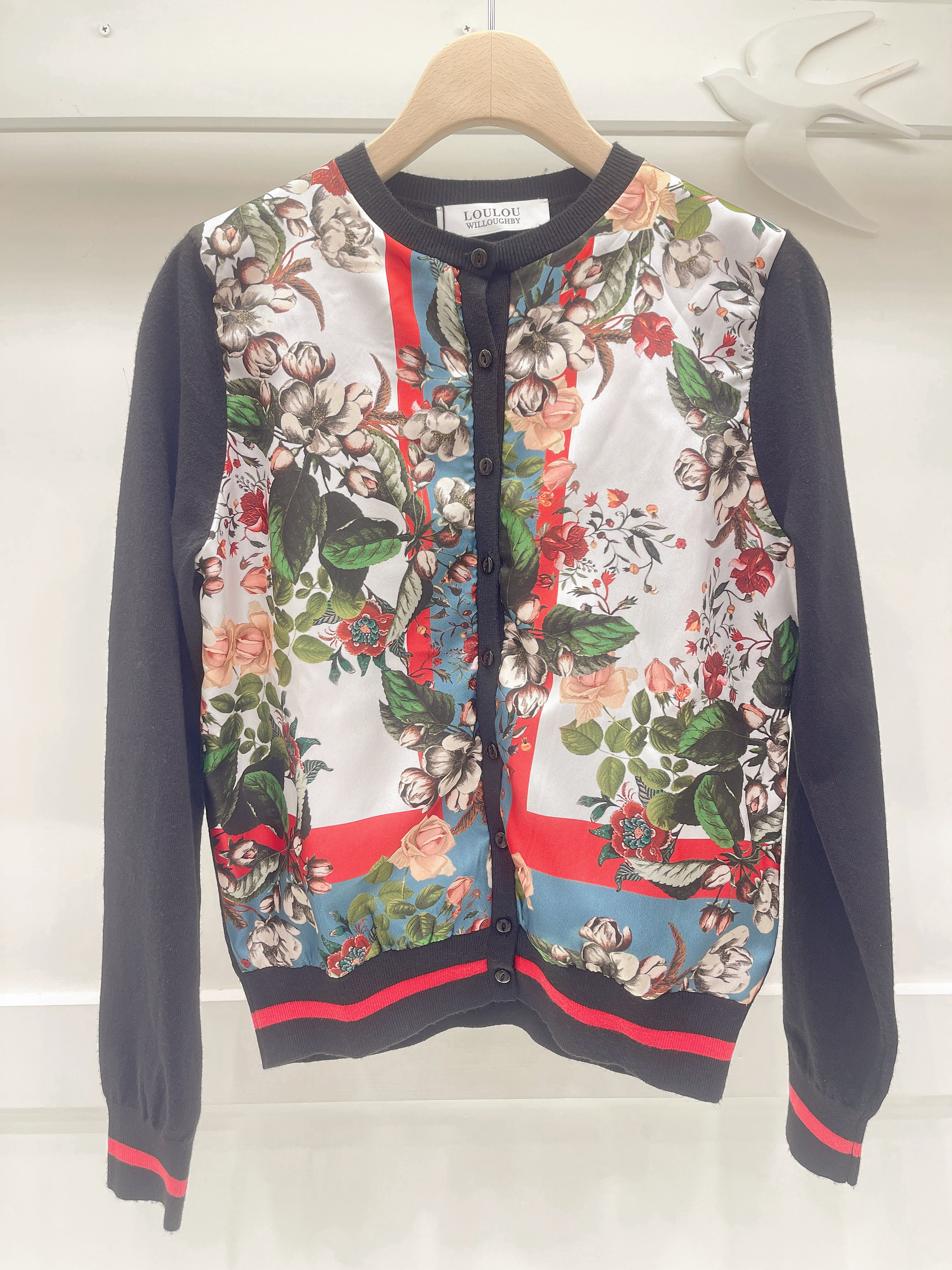 絲巾花圖騰外套