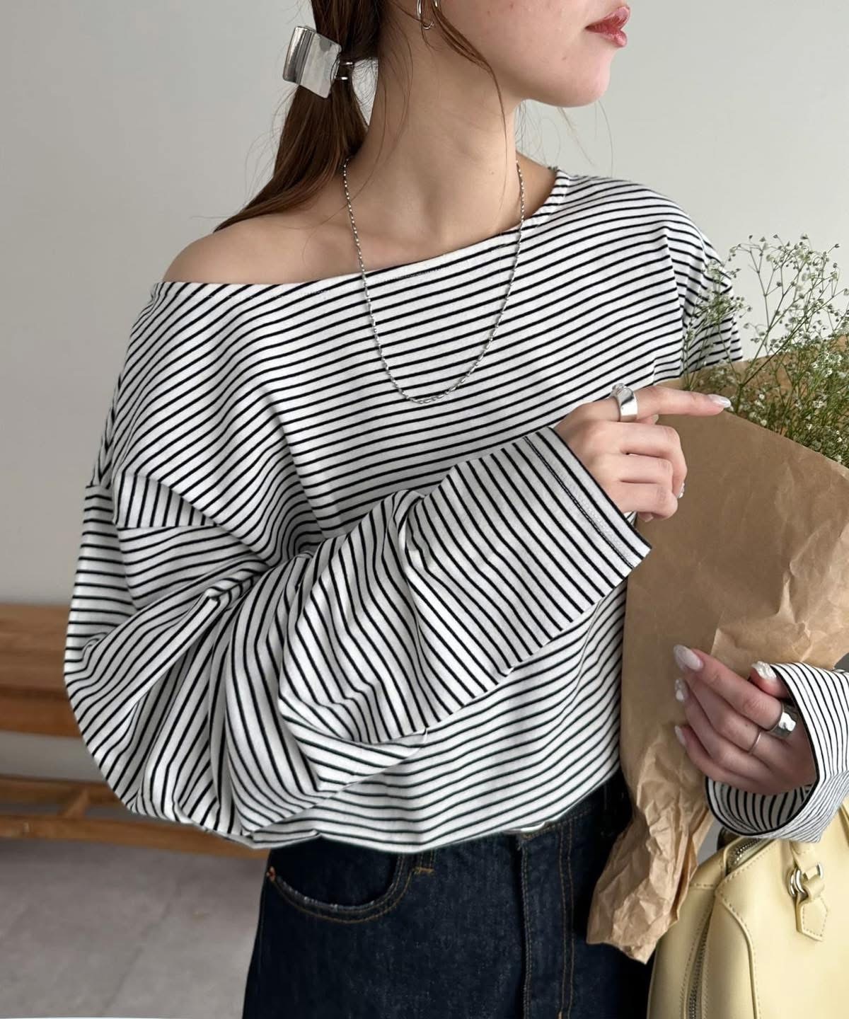 DISCOAT(ディスコート)  【季節の変わり目にも◎/新色追加】2WAYワンショルプルオーバー白底黑條紋（DCZ1051206A0011）