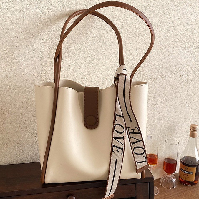 Japanese Minimalist Large-Capacity Shoulder Tote Bag