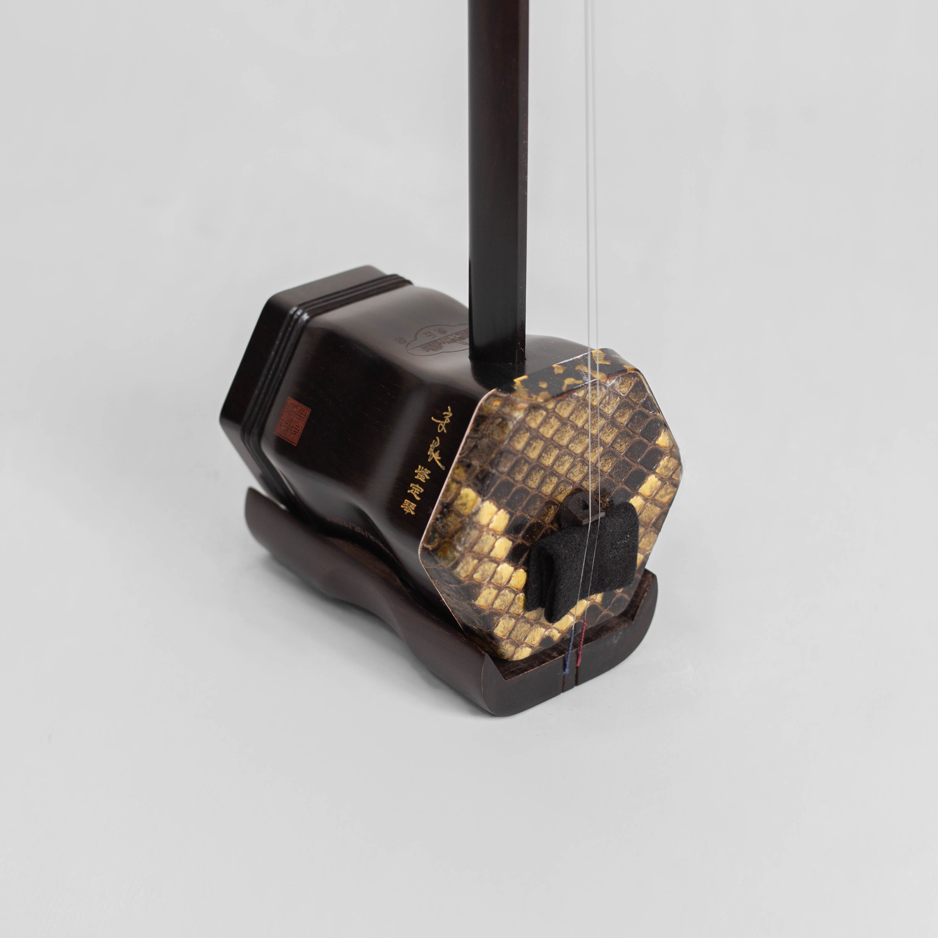 虎丘牌交趾黃檀金章二胡【宋飛鑑定】