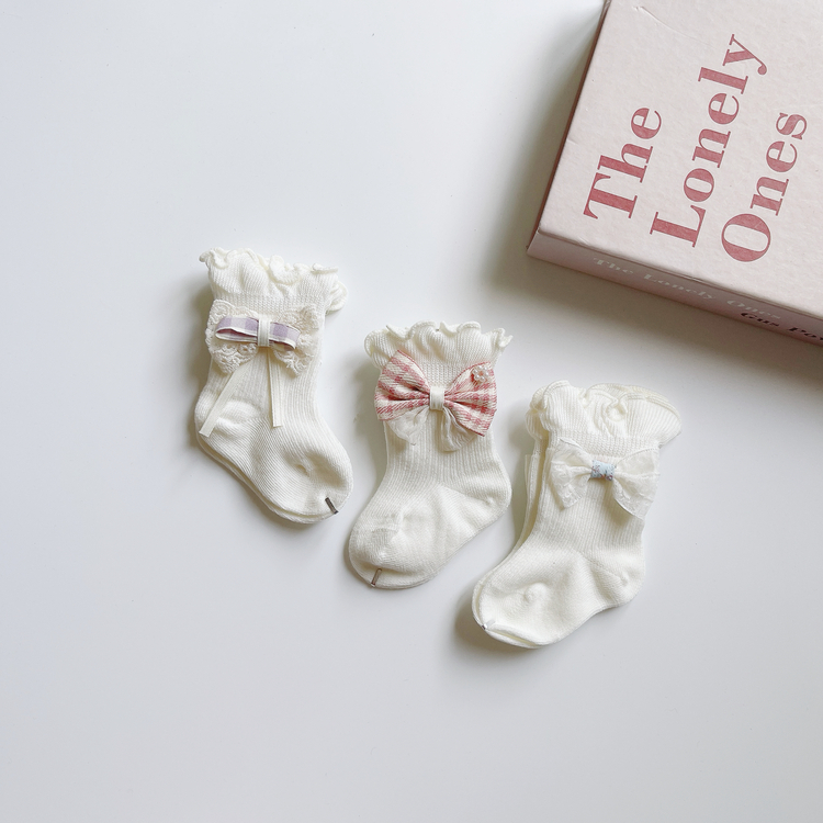 蝴蝶結花邊中筒襪組