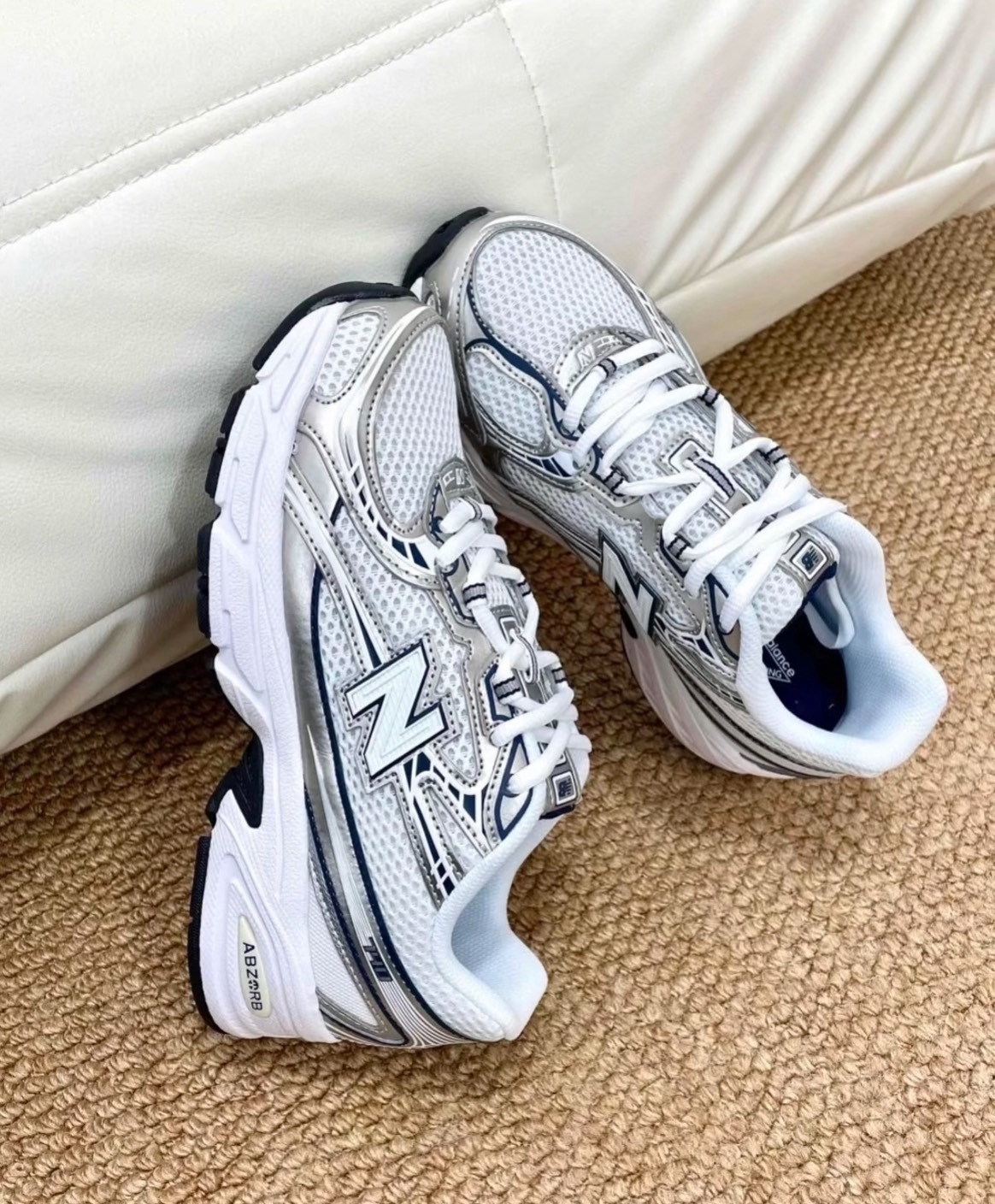 NEW BALANCE 慢跑鞋 NB 740 白銀藍 復古 情侶鞋 男女 U740WN2