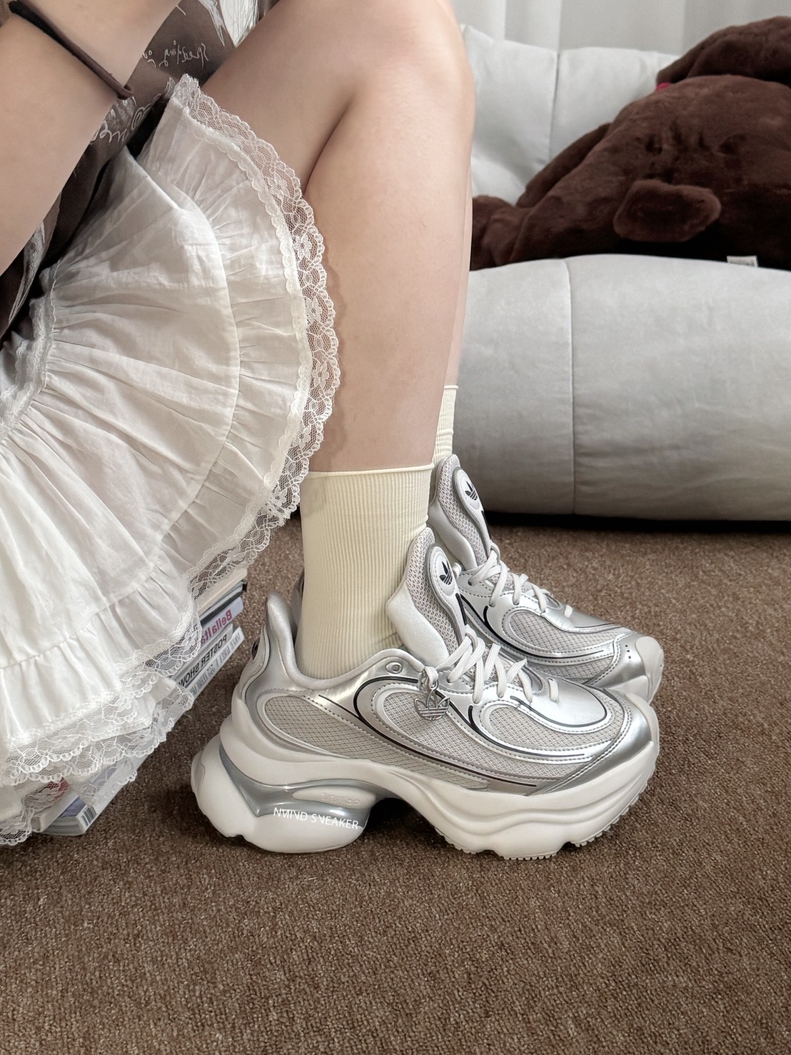 Adidas Ozvenuz W 白銀 老爹鞋 女款