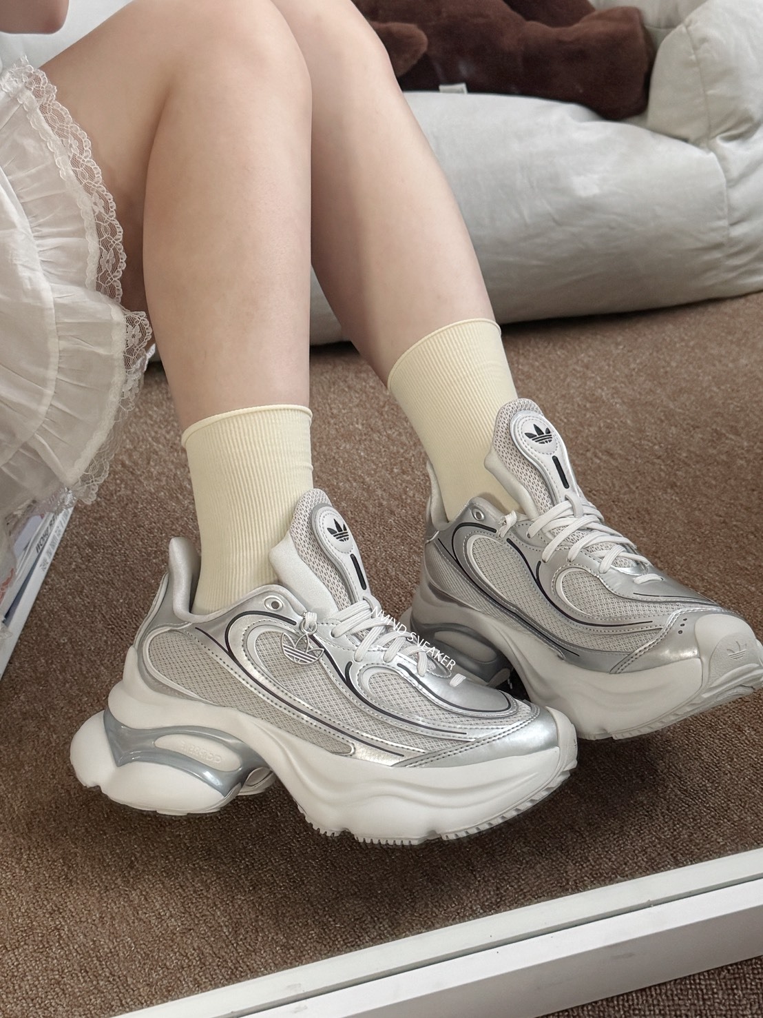 Adidas Ozvenuz W 白銀 老爹鞋 女款